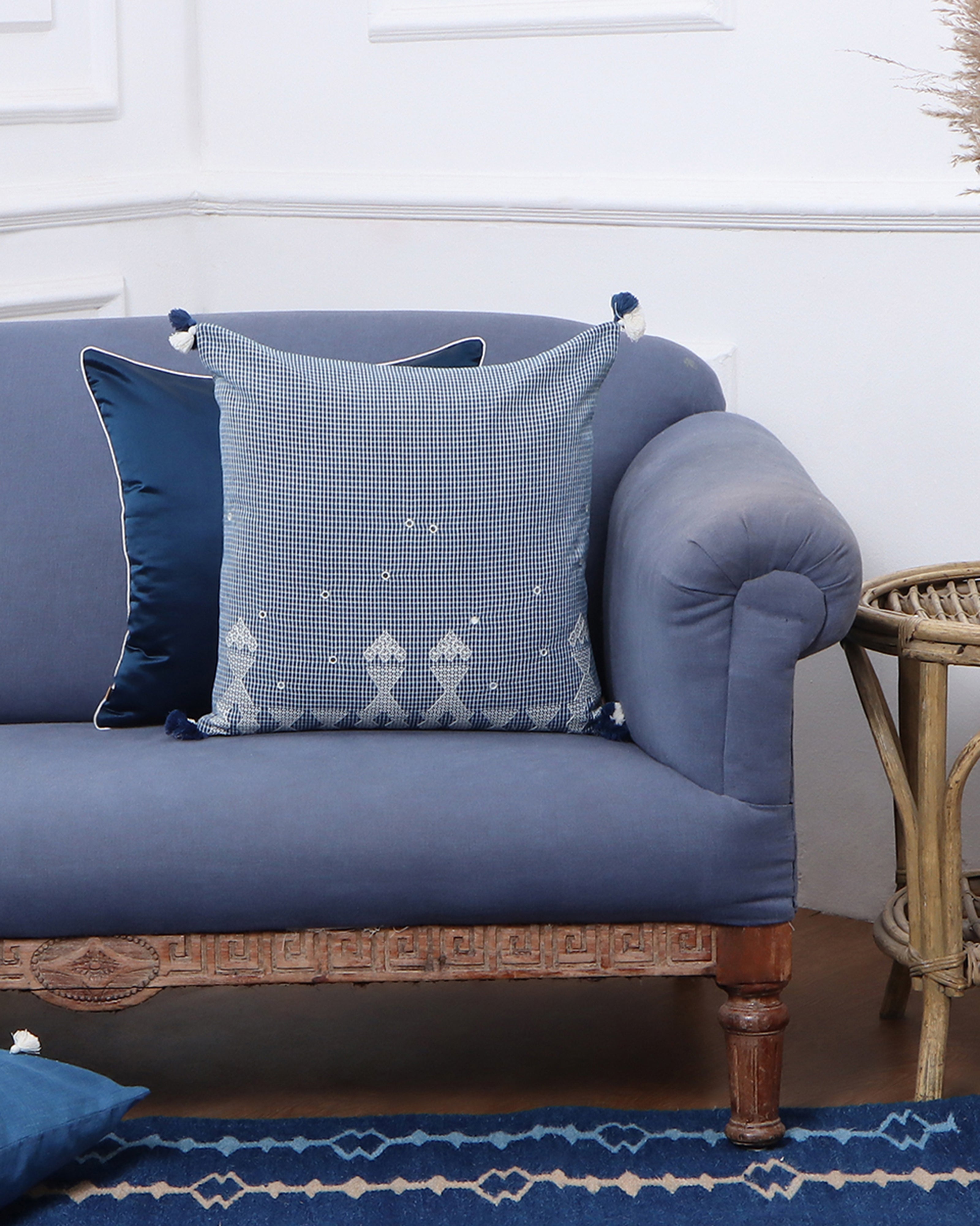 Jhilmil Bhujodi Extra Weft Cotton Cushion Cover