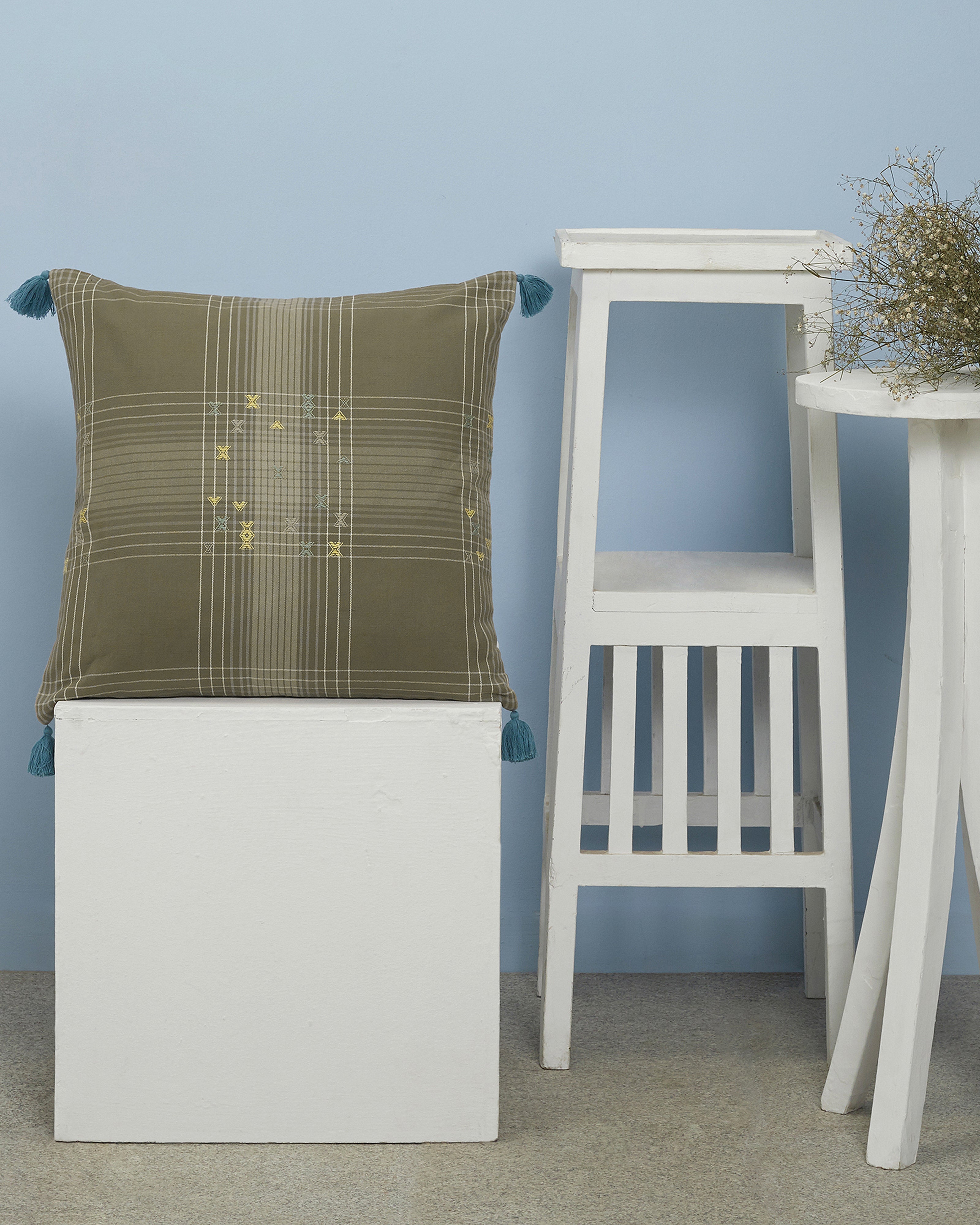 Ombed Bhujodi Extra Weft Cotton Cushion Cover