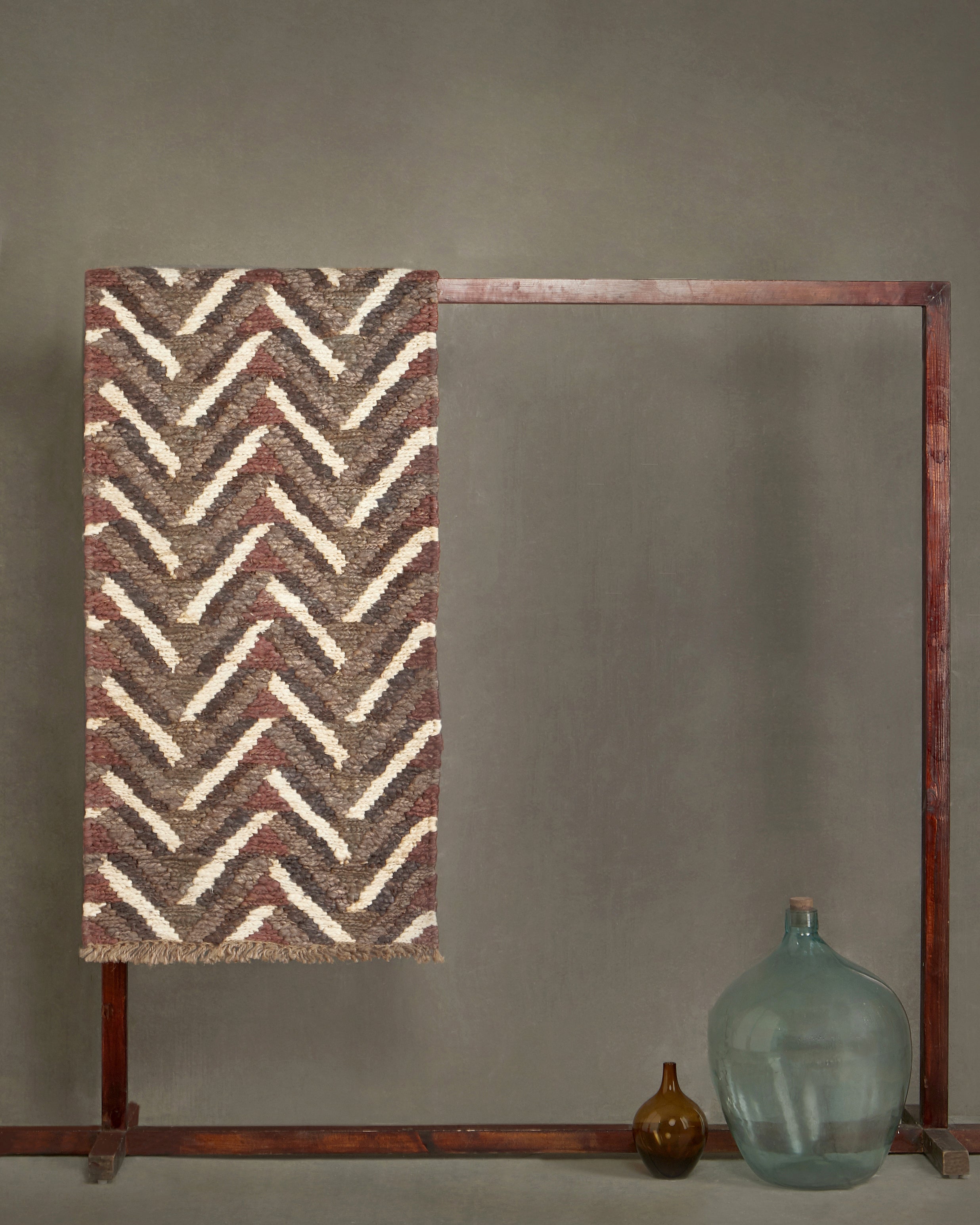 Direction Bhadohi Soumak Jute Rug