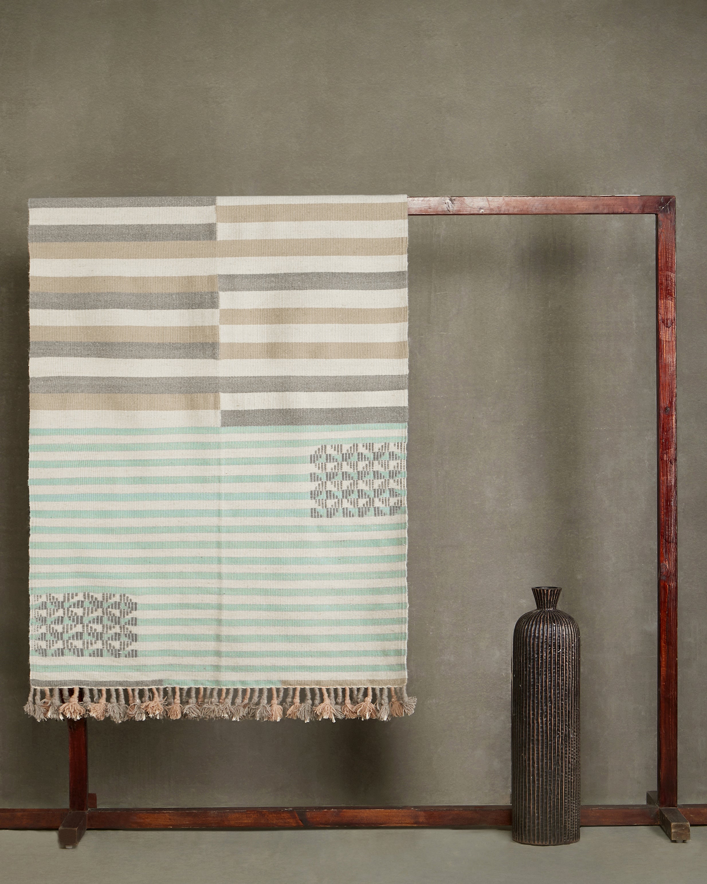 Linaro Bhujodi Extra Weft Cotton Wool Rug