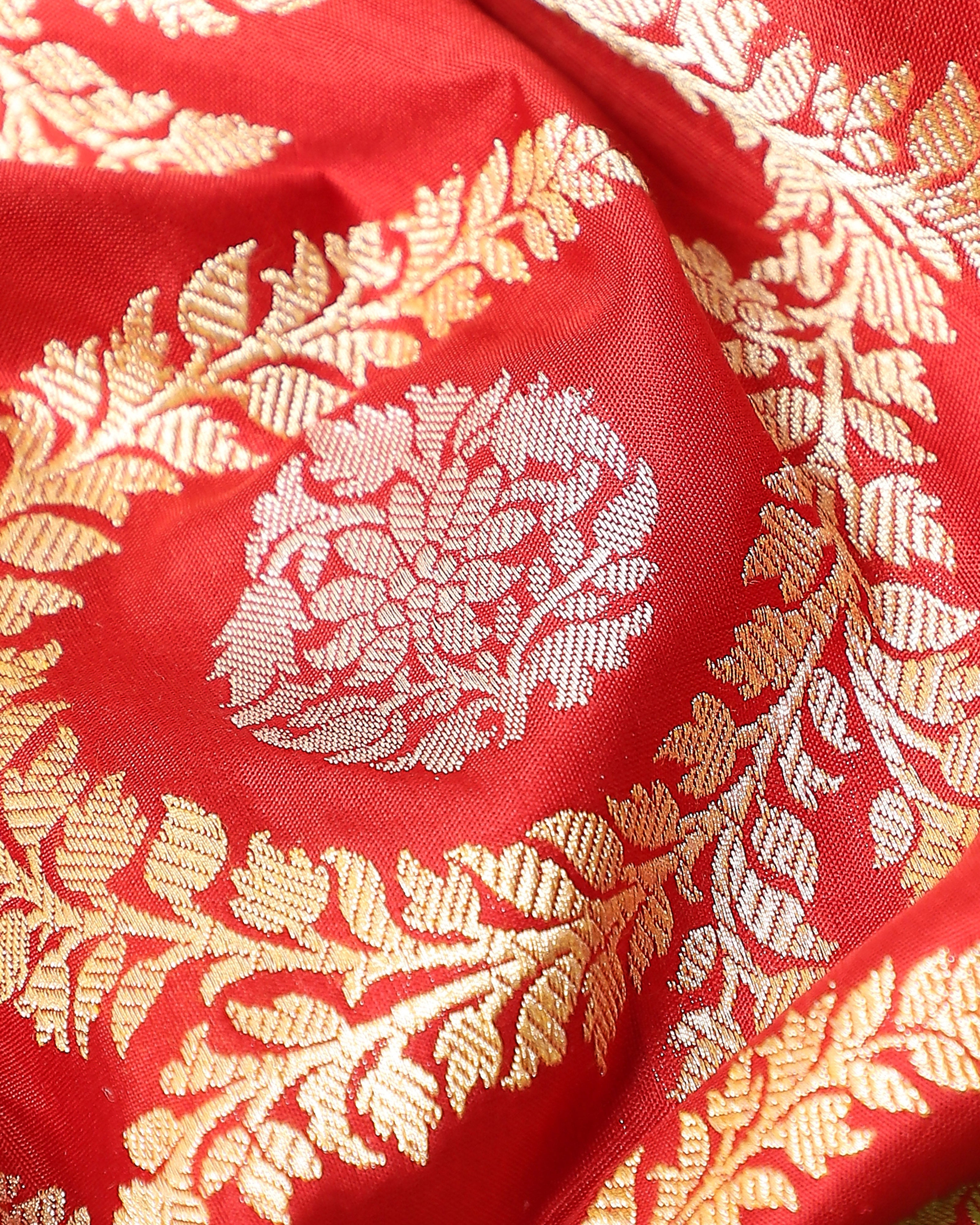 Alaya Banarasi Kadwa Silk Saree