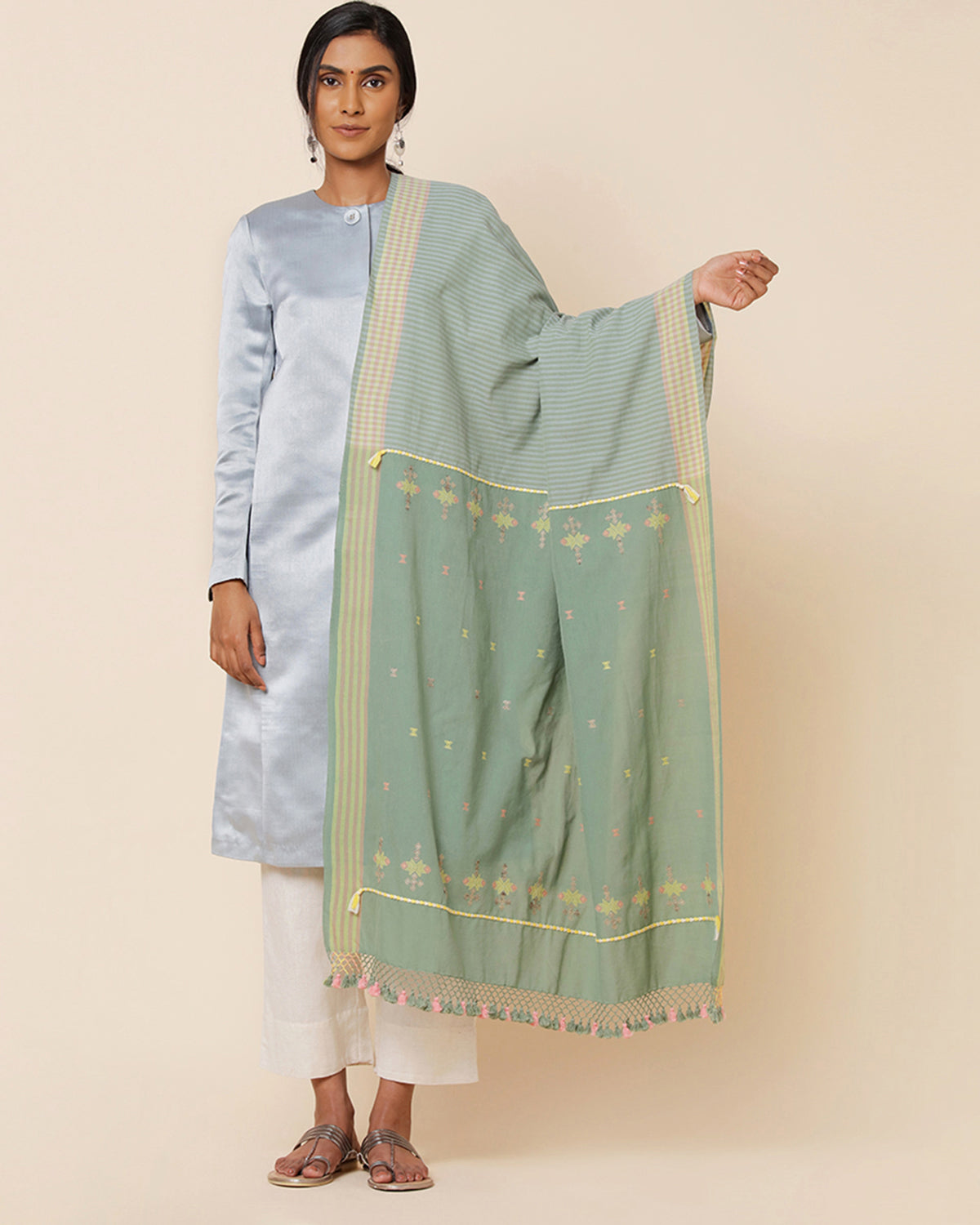 Tanuja Bhujodi Extra Weft Cotton Dupatta