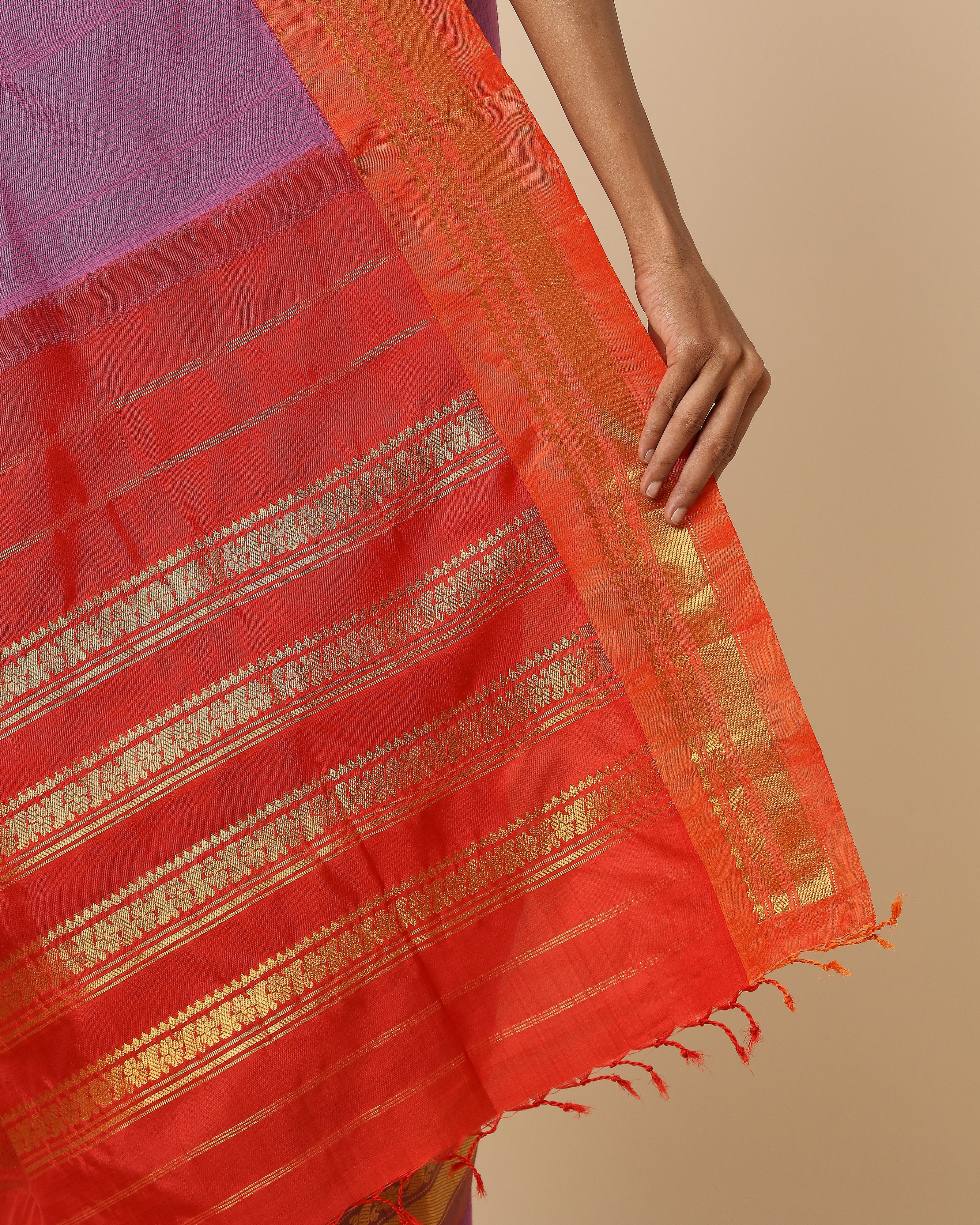 Sadhvi Gadwal Kuttu Weave Cotton Silk Saree