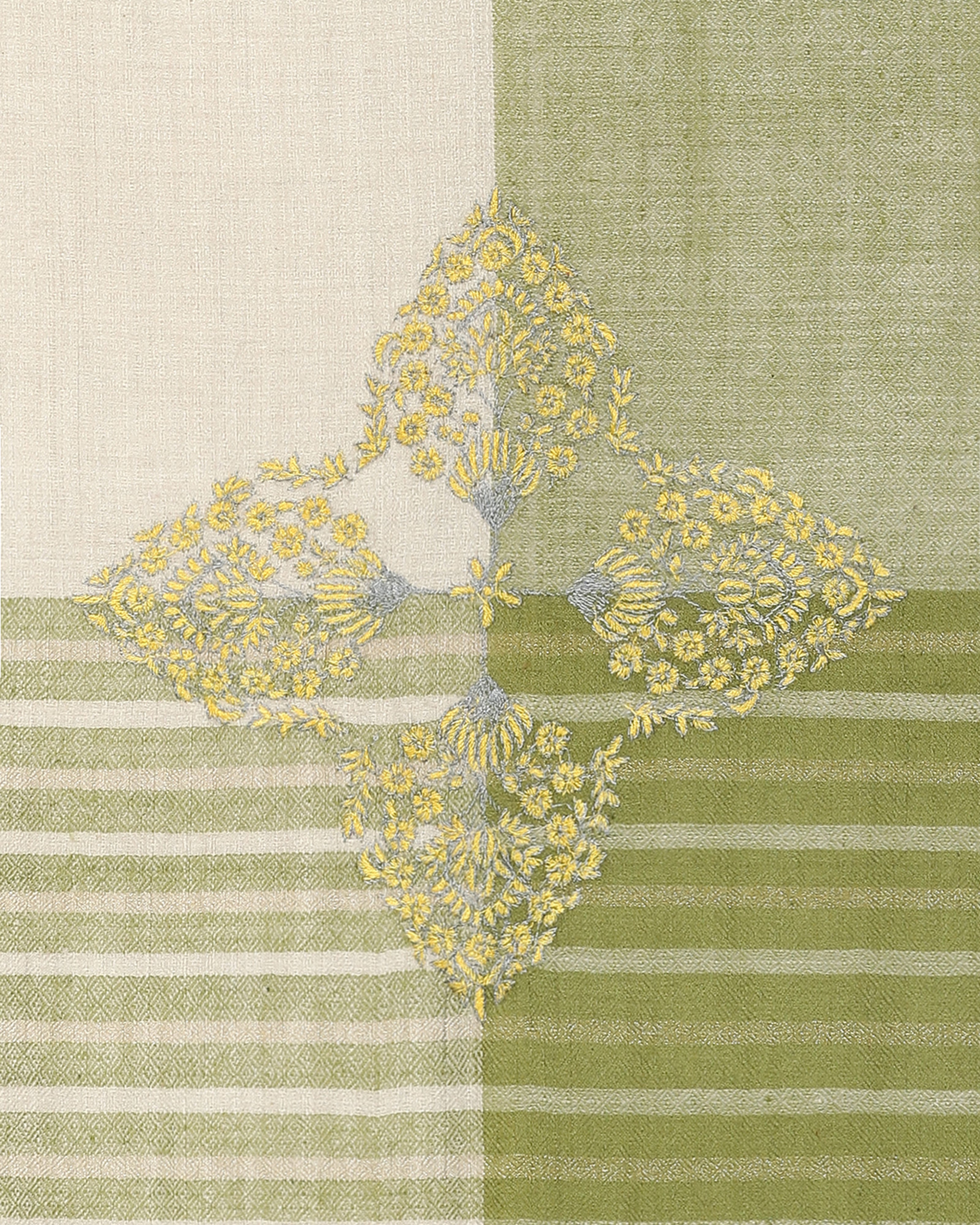 Jahanara Kashmir Sozni Embroidery Pashmina Shawl