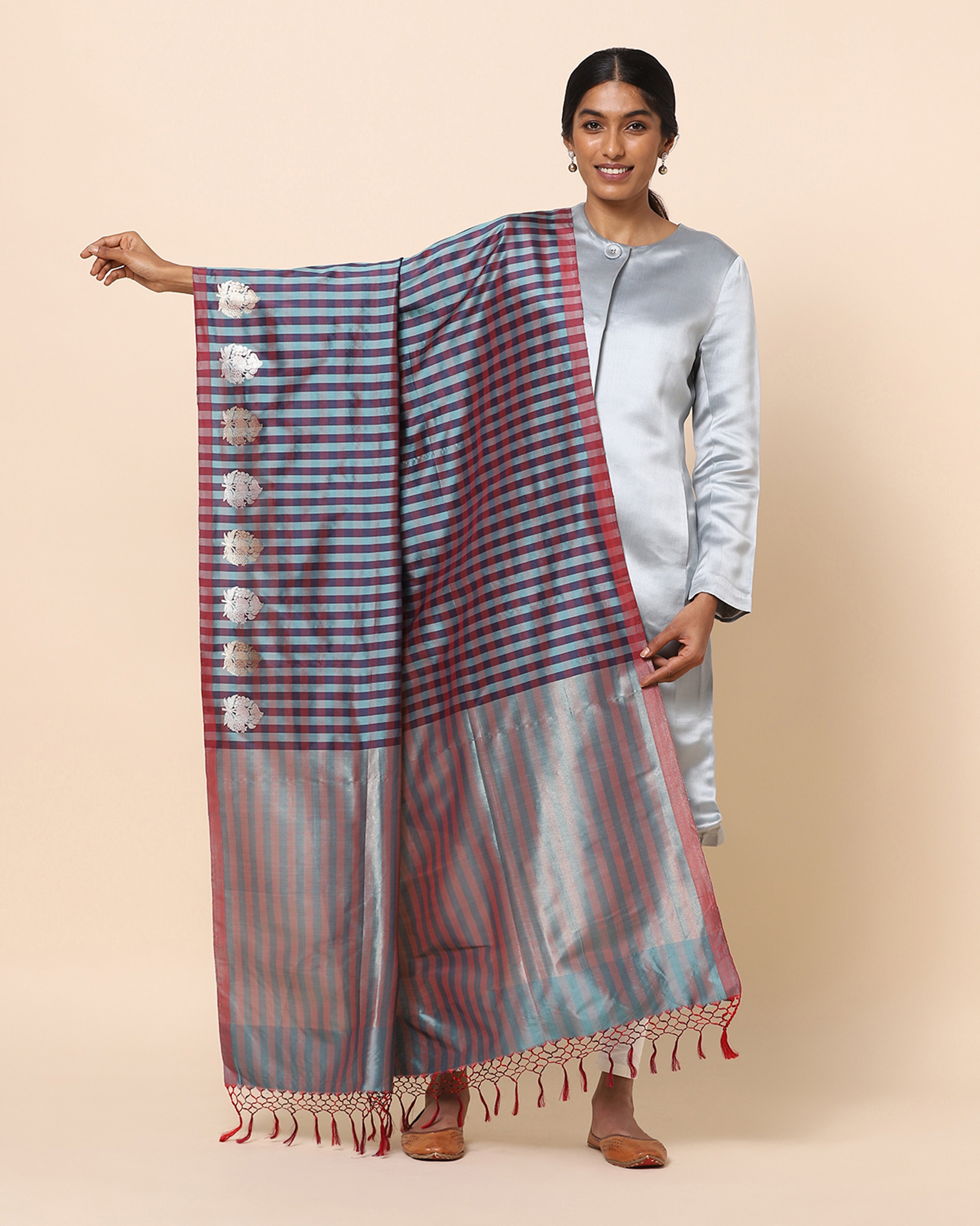 Aadrika Banarasi Kadwa Silk Dupatta