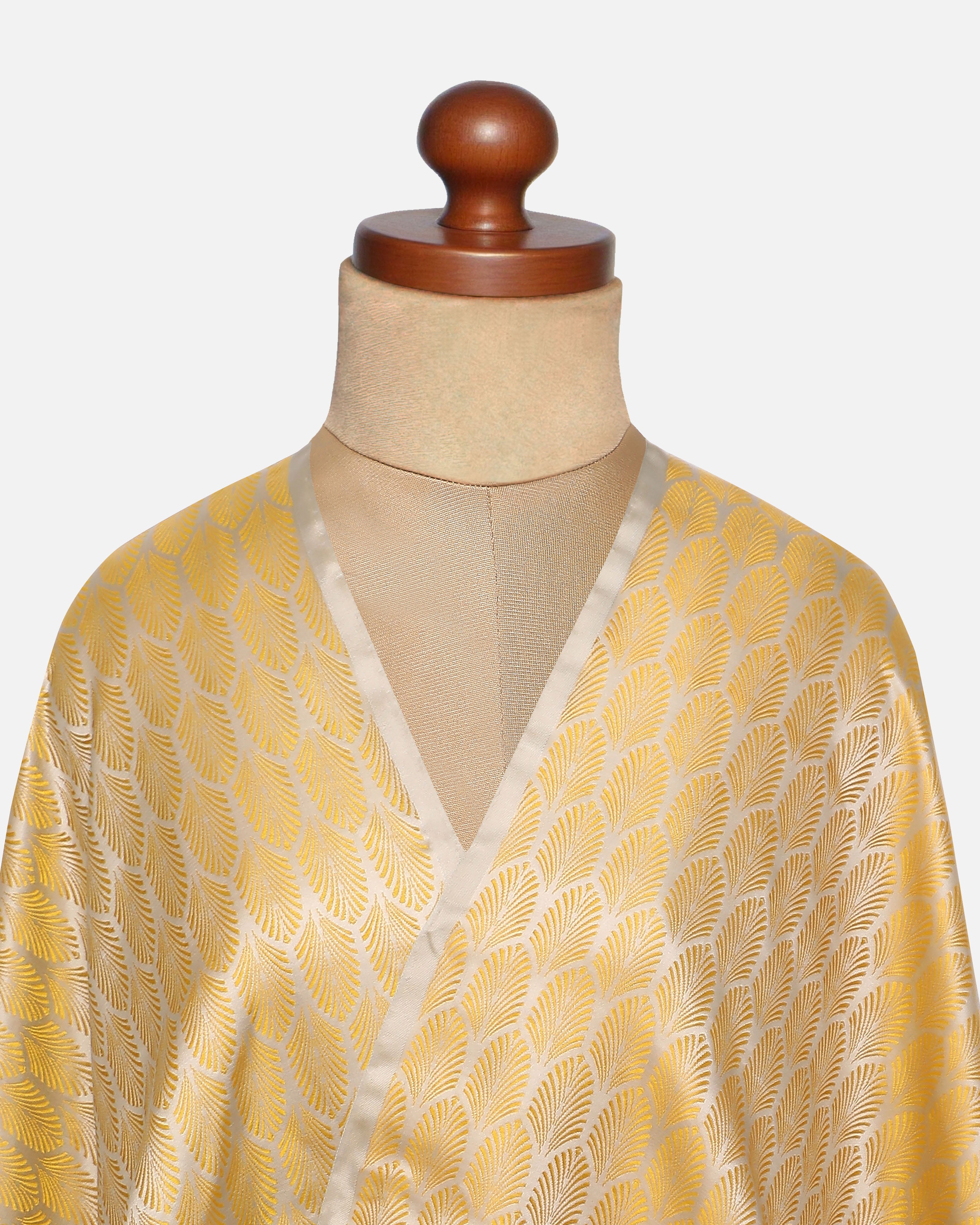 Pragya Banarasi Tanchoi Silk Suit Fabric