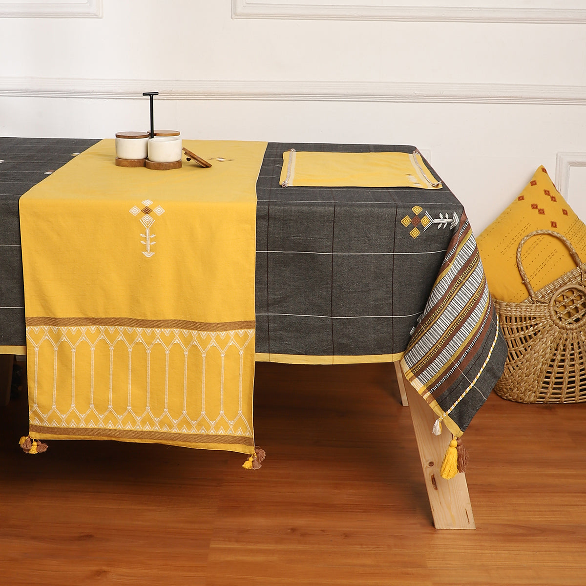 Riya Bhujodi Extra Weft Cotton Table Mat | Set of 6