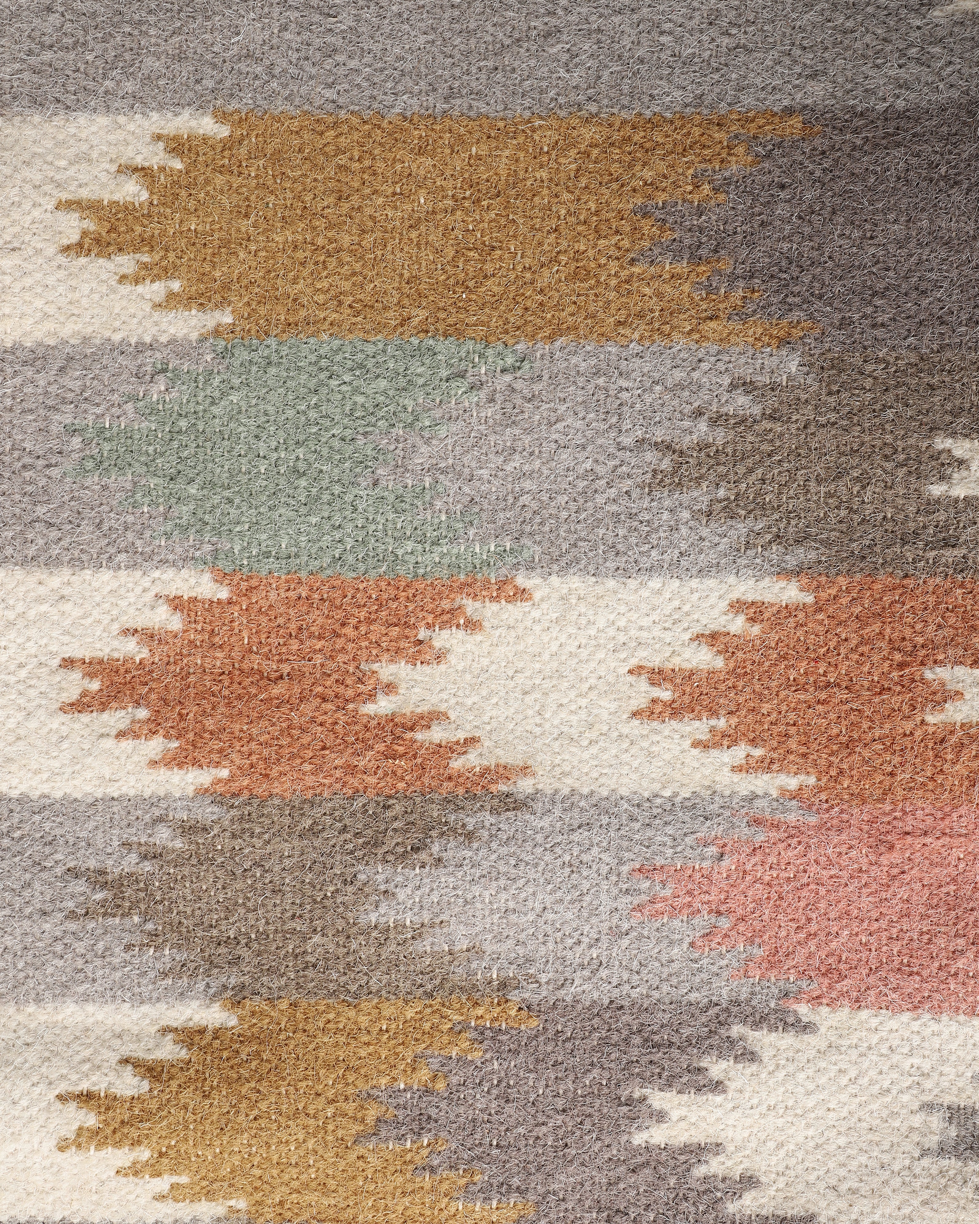 Waves Bhadohi Panja Cotton Wool Rug