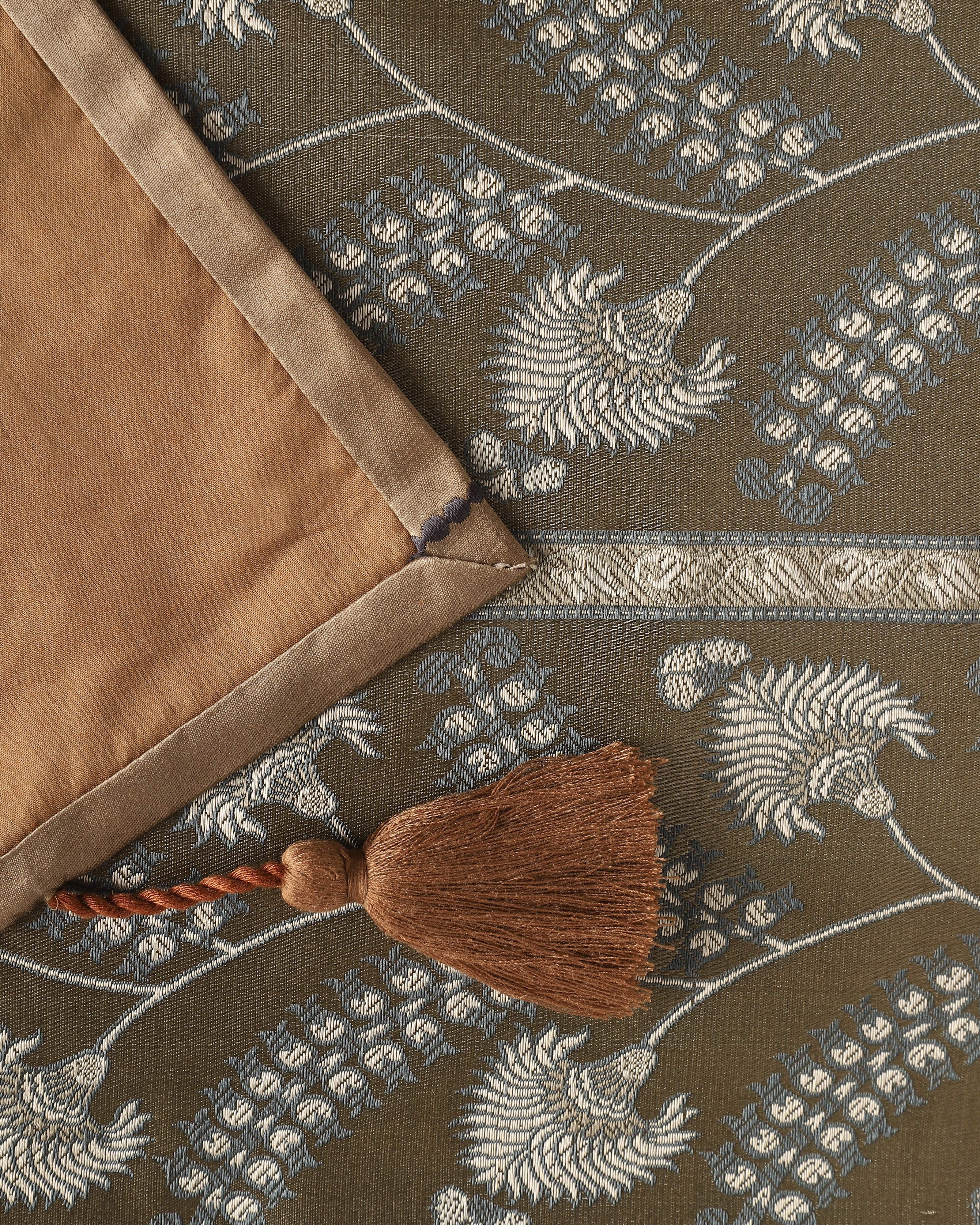 Banou Banarasi Tanchoi Silk Table Runner