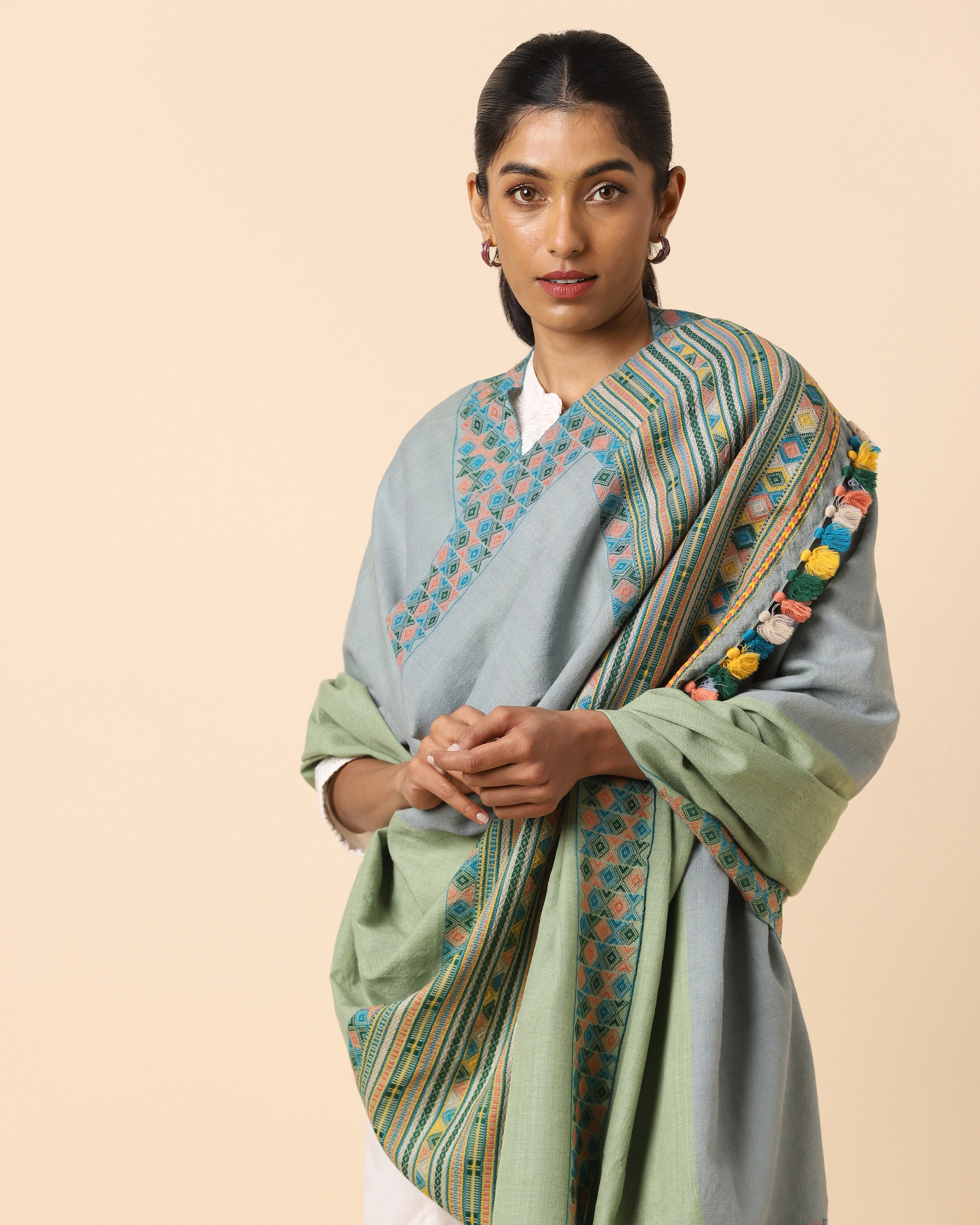 Miray Bhujodi Extra Weft Woolen Shawl