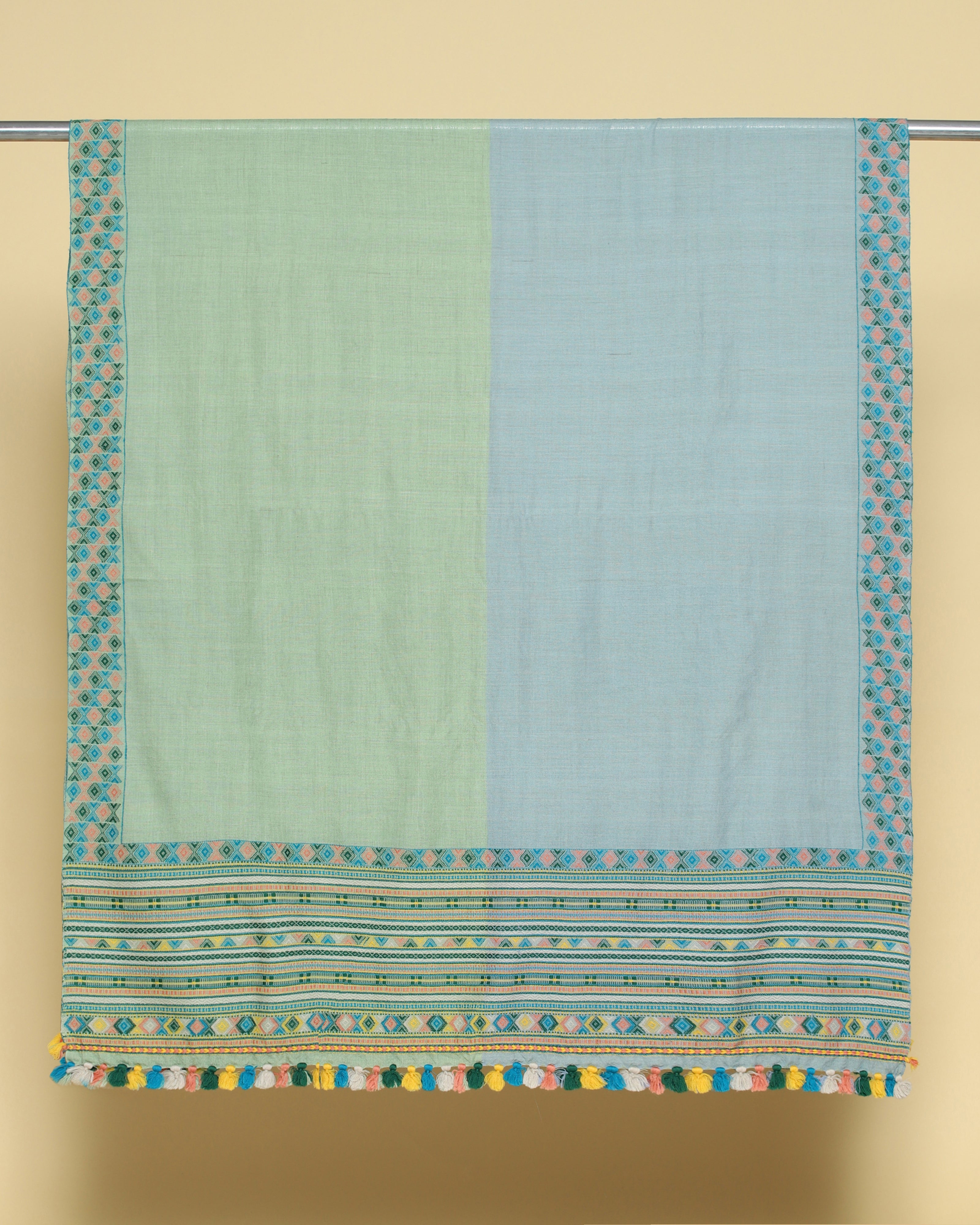 Miray Bhujodi Extra Weft Woolen Shawl