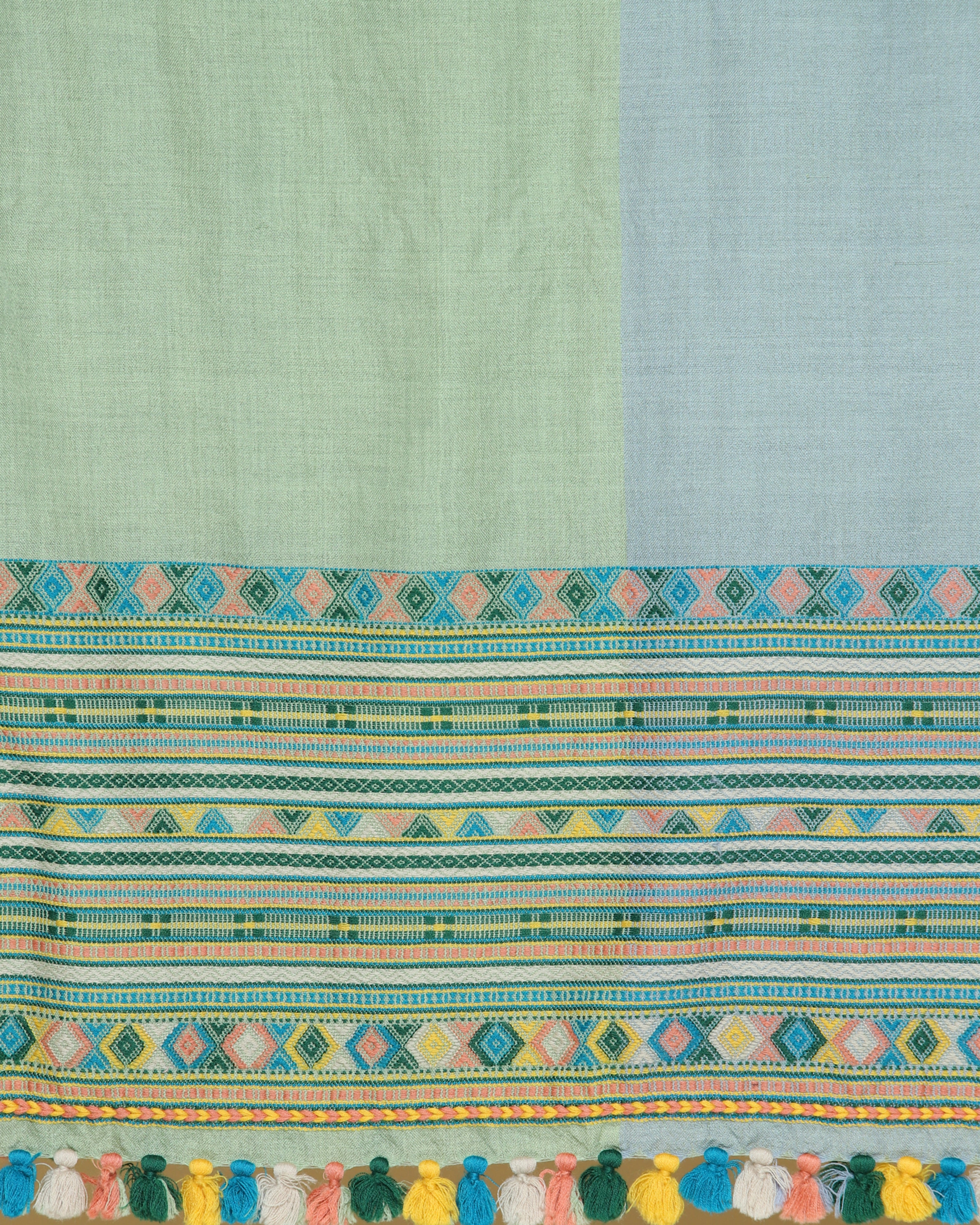 Miray Bhujodi Extra Weft Woolen Shawl