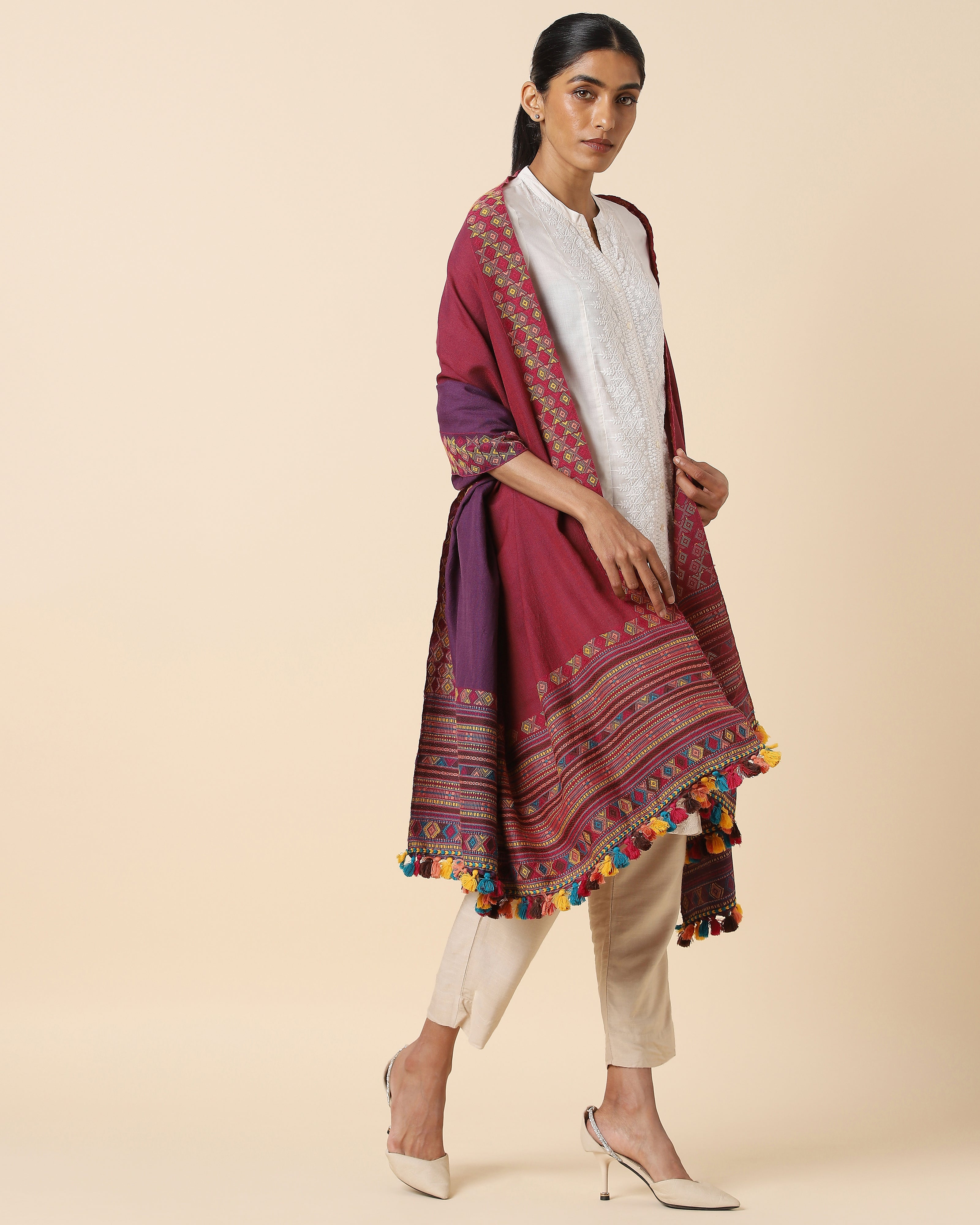 Miray Bhujodi Extra Weft Woolen Shawl