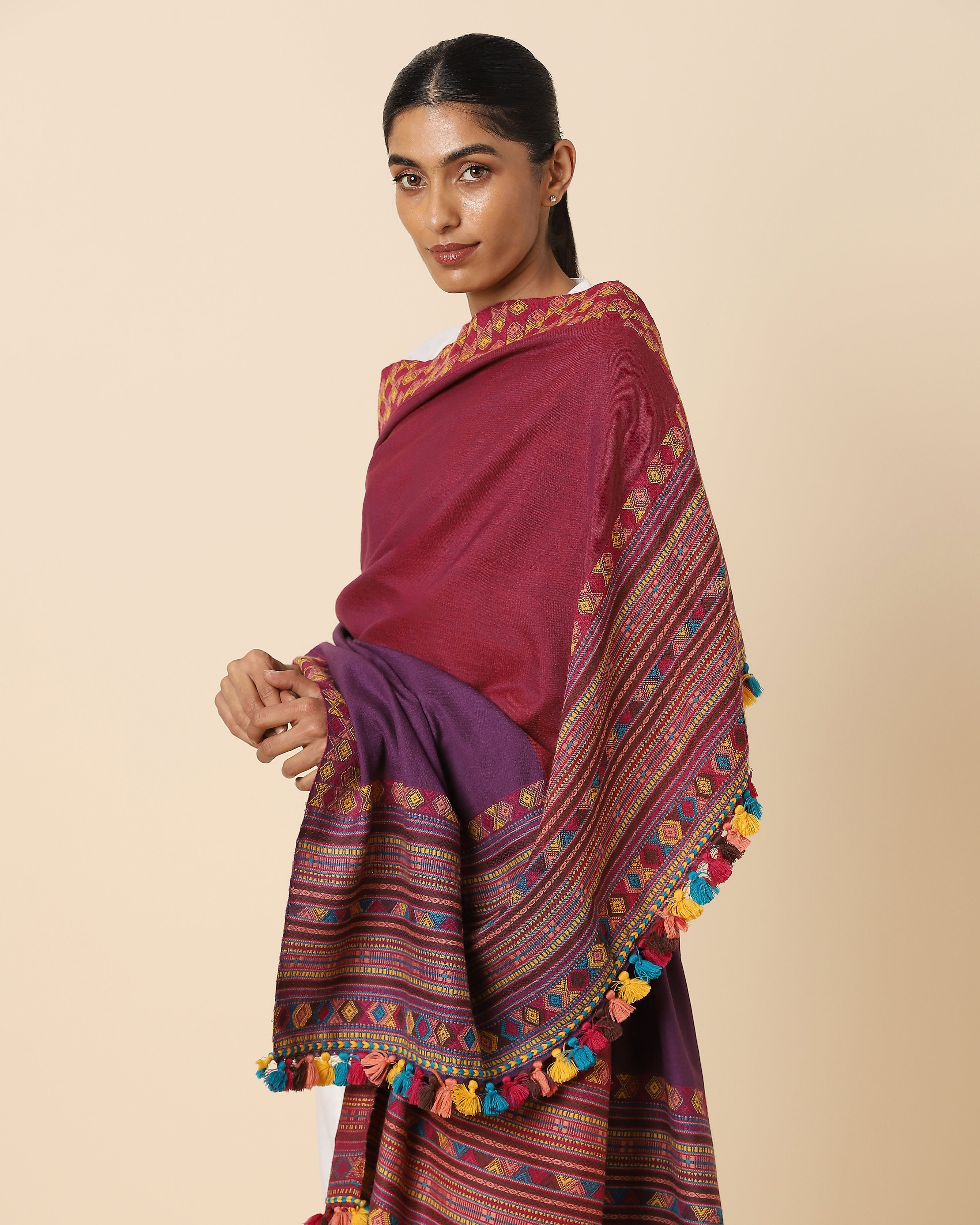 Miray Bhujodi Extra Weft Woolen Shawl