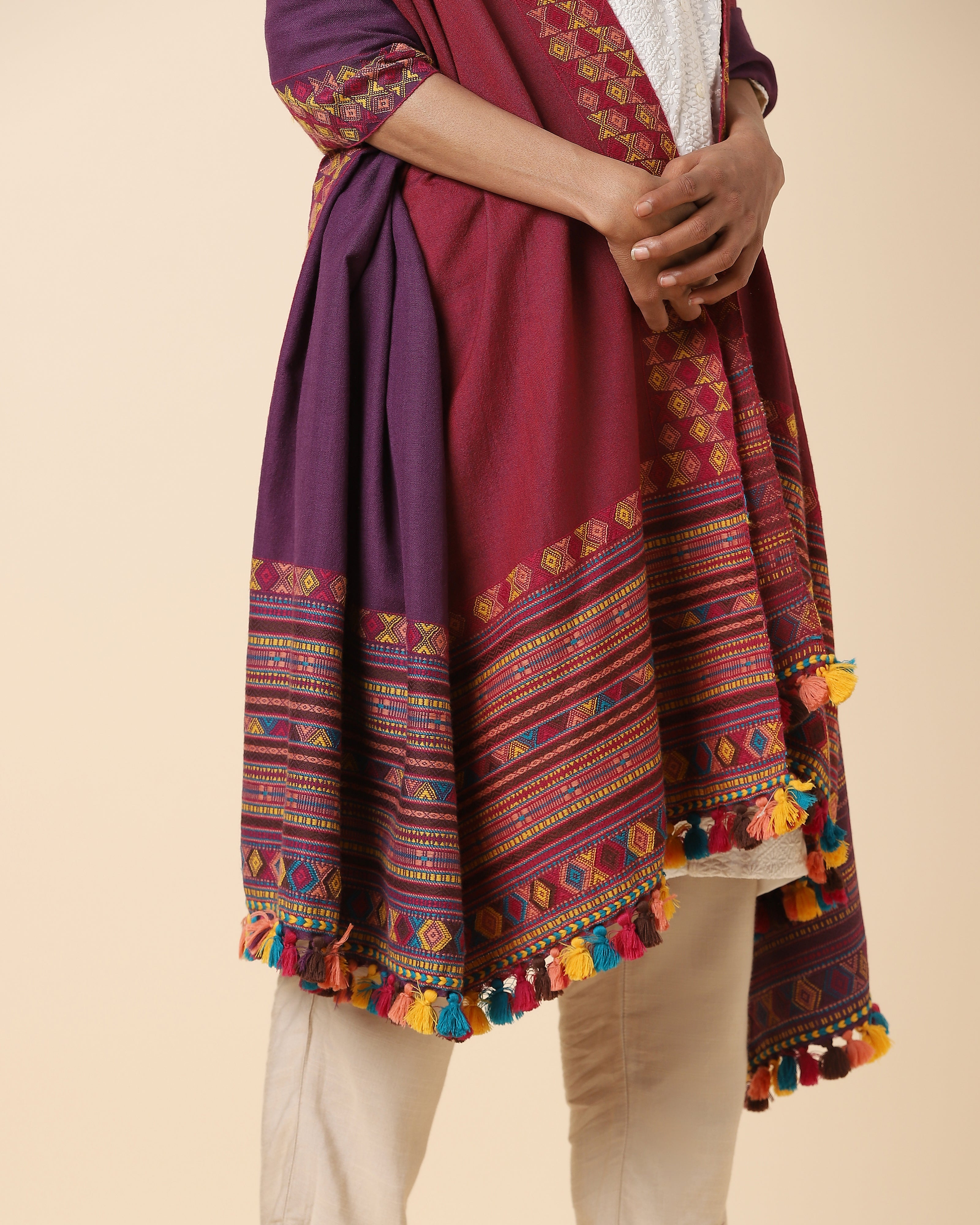 Miray Bhujodi Extra Weft Woolen Shawl