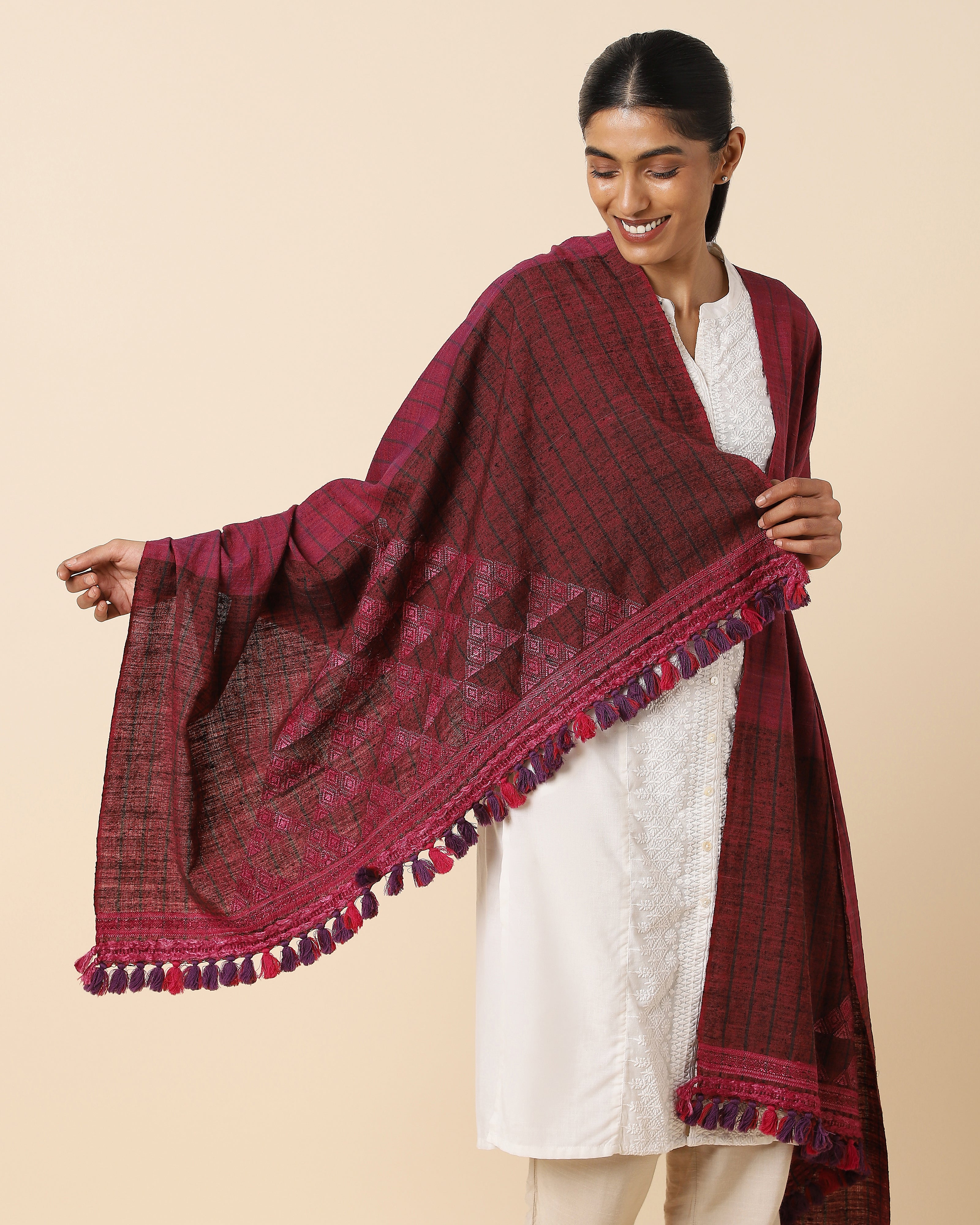 Urmi Bhujodi Extra Weft Woolen Shawl