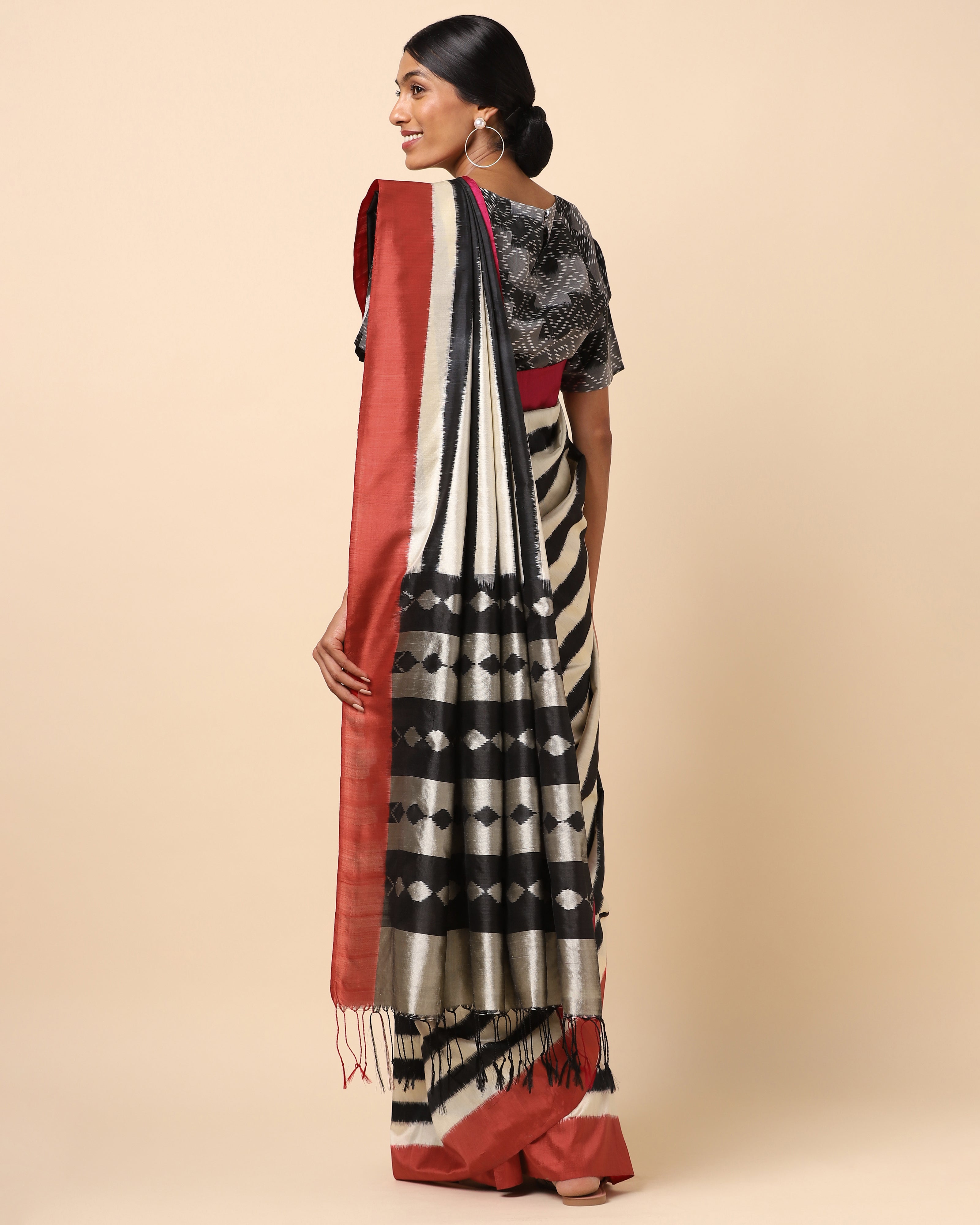 Dhriti Pochampally Weft Ikat Silk Saree