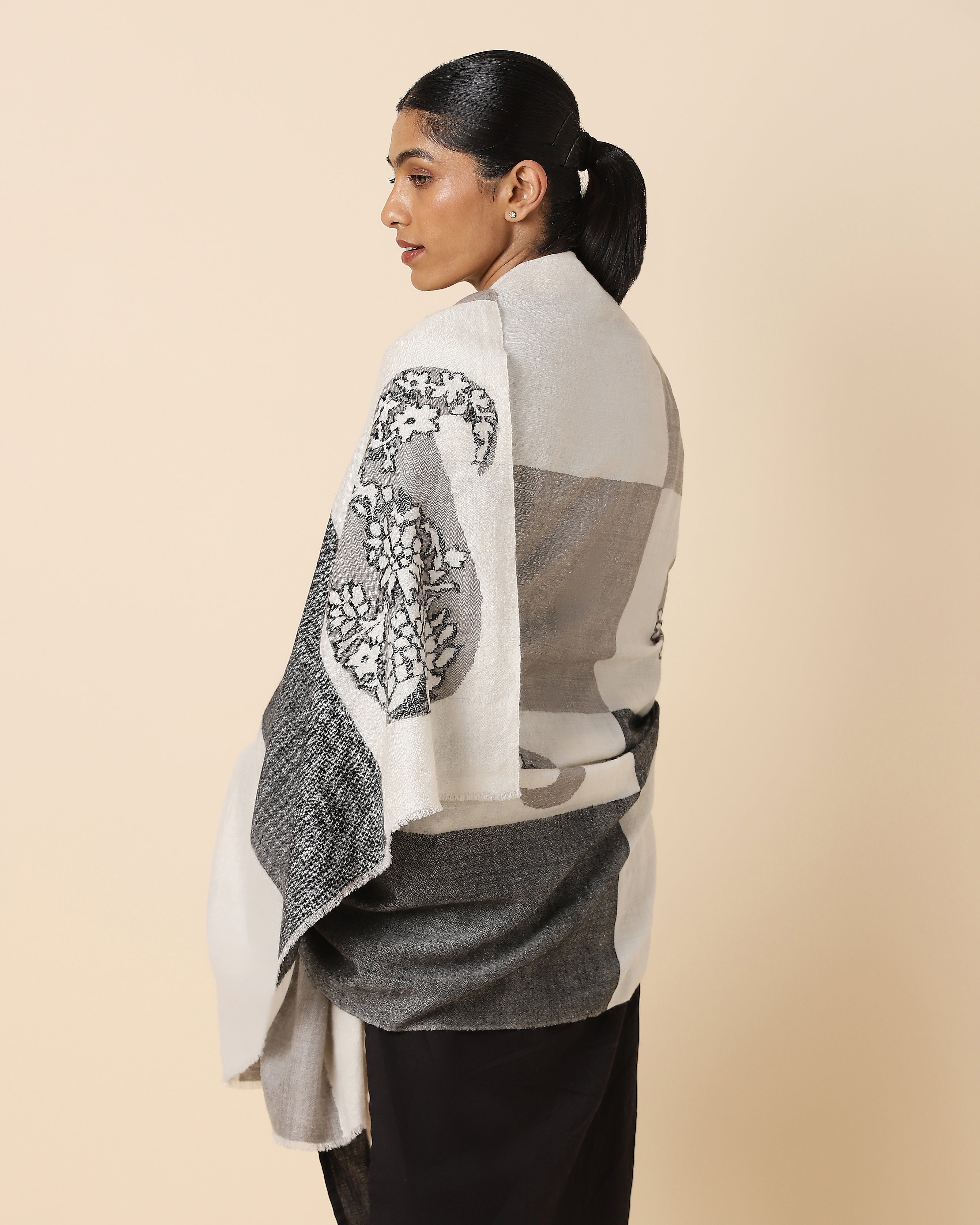 Sajan Kashmir Kani Pashmina Shawl