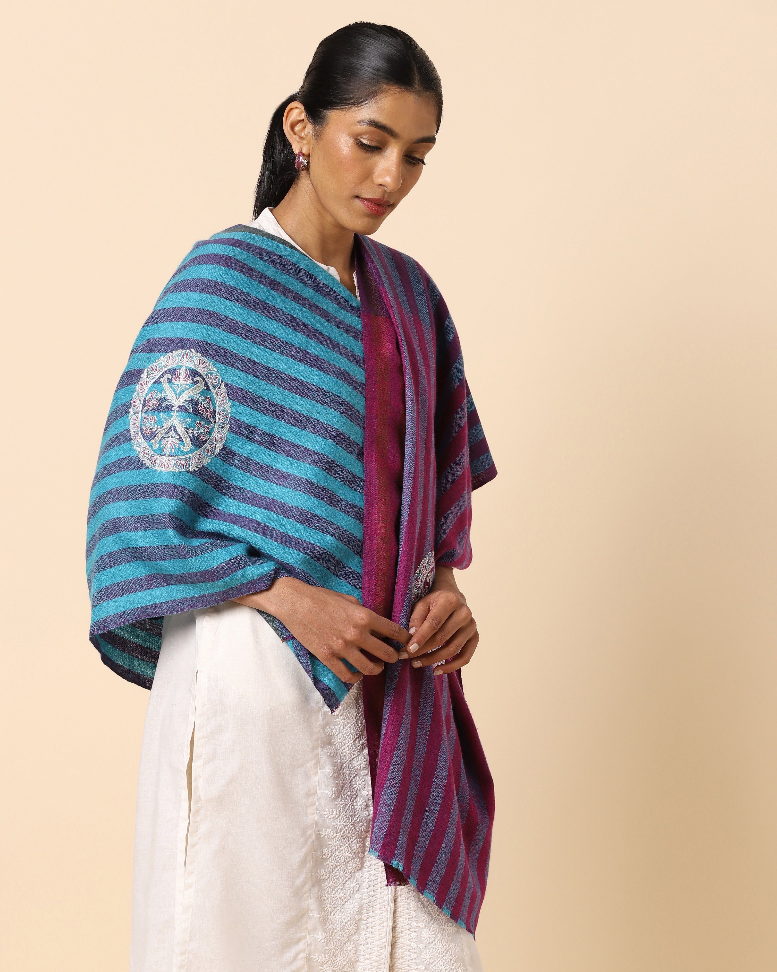 Vrutha Kashmir Sozni Embroidery Pashmina Shawl