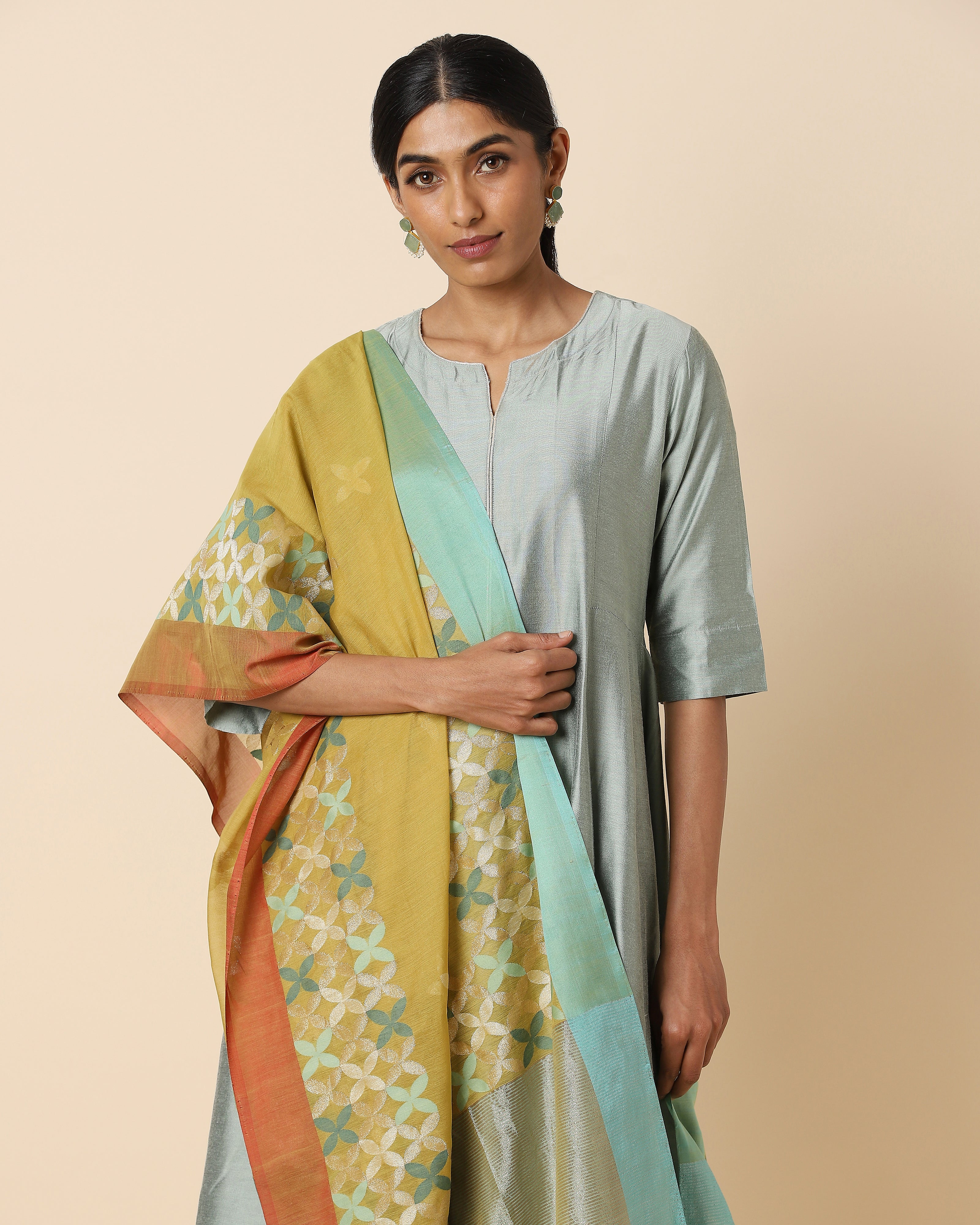 Elanor Banarasi Jamdani Silk Dupatta