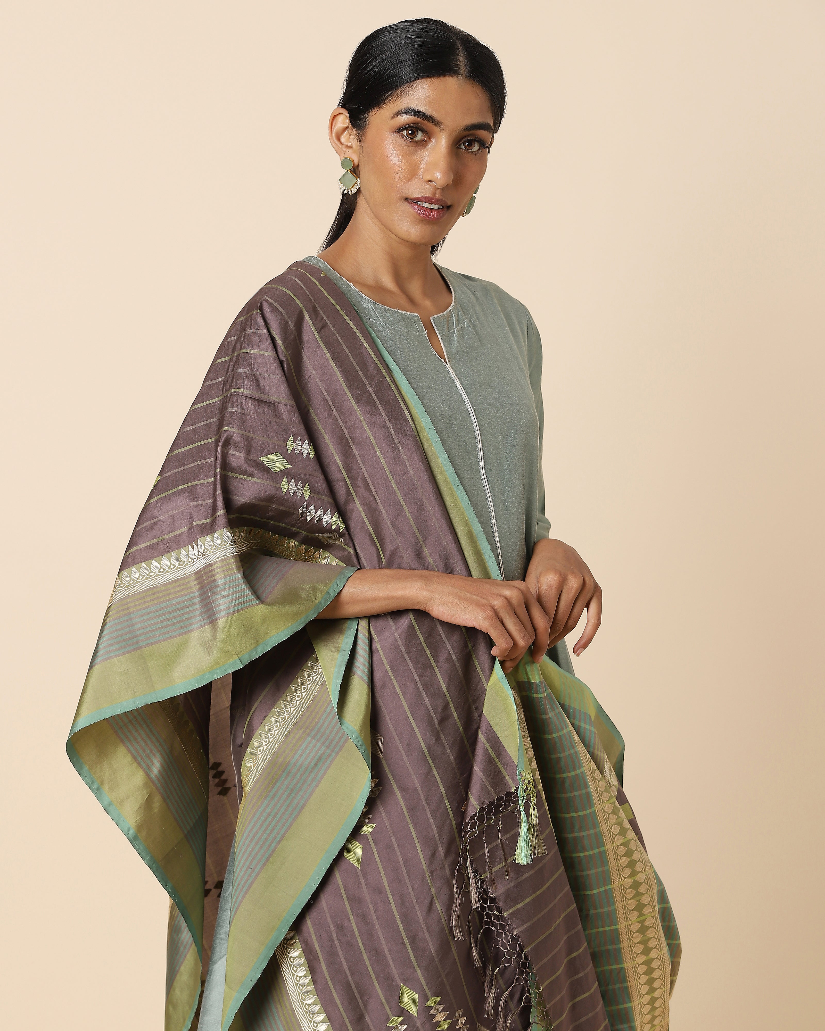 Vallabhi Banarasi Kadwa Silk Dupatta