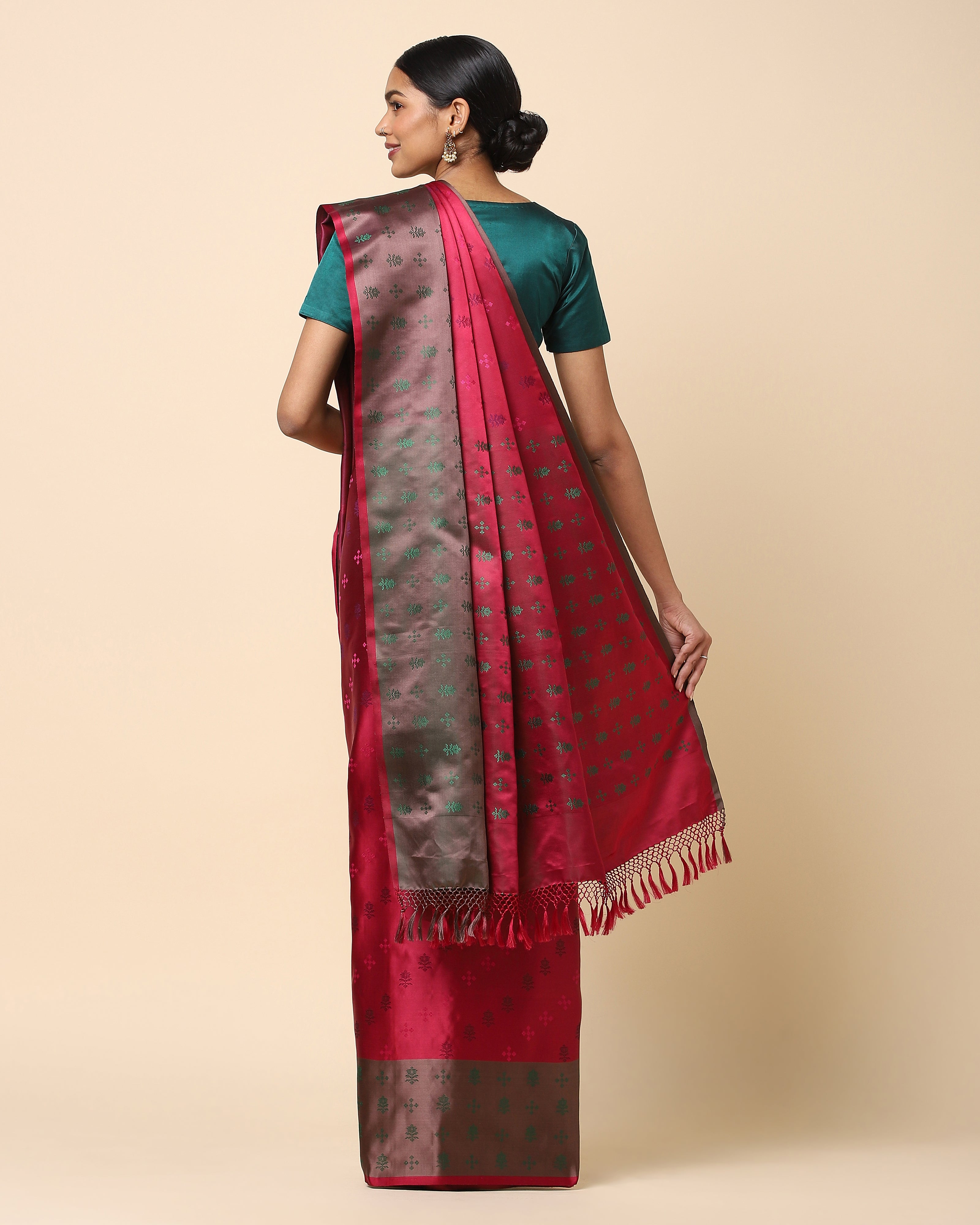 Jamila Banarasi Tanchoi Silk Saree