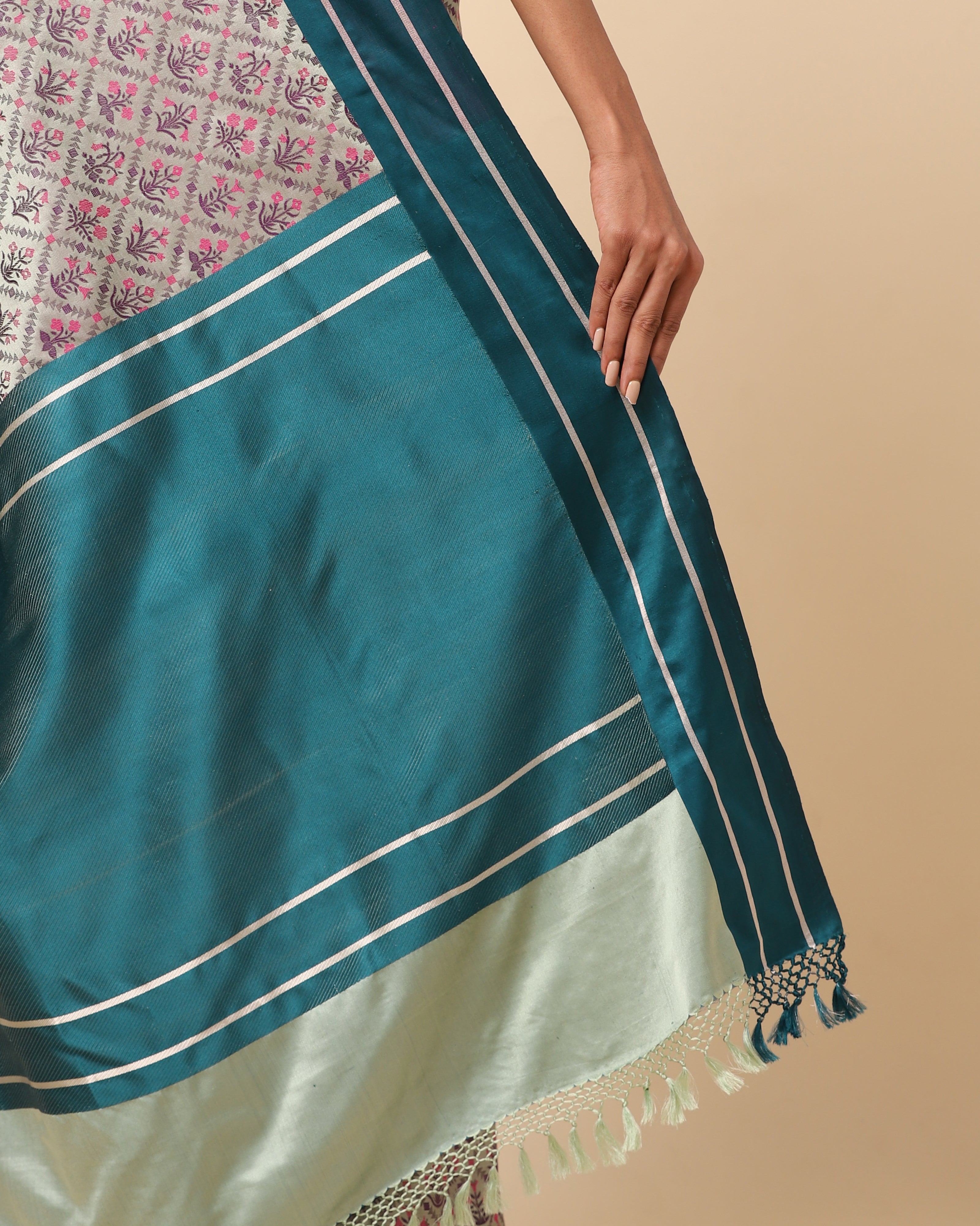 Suri Banarasi Tanchoi Silk Saree