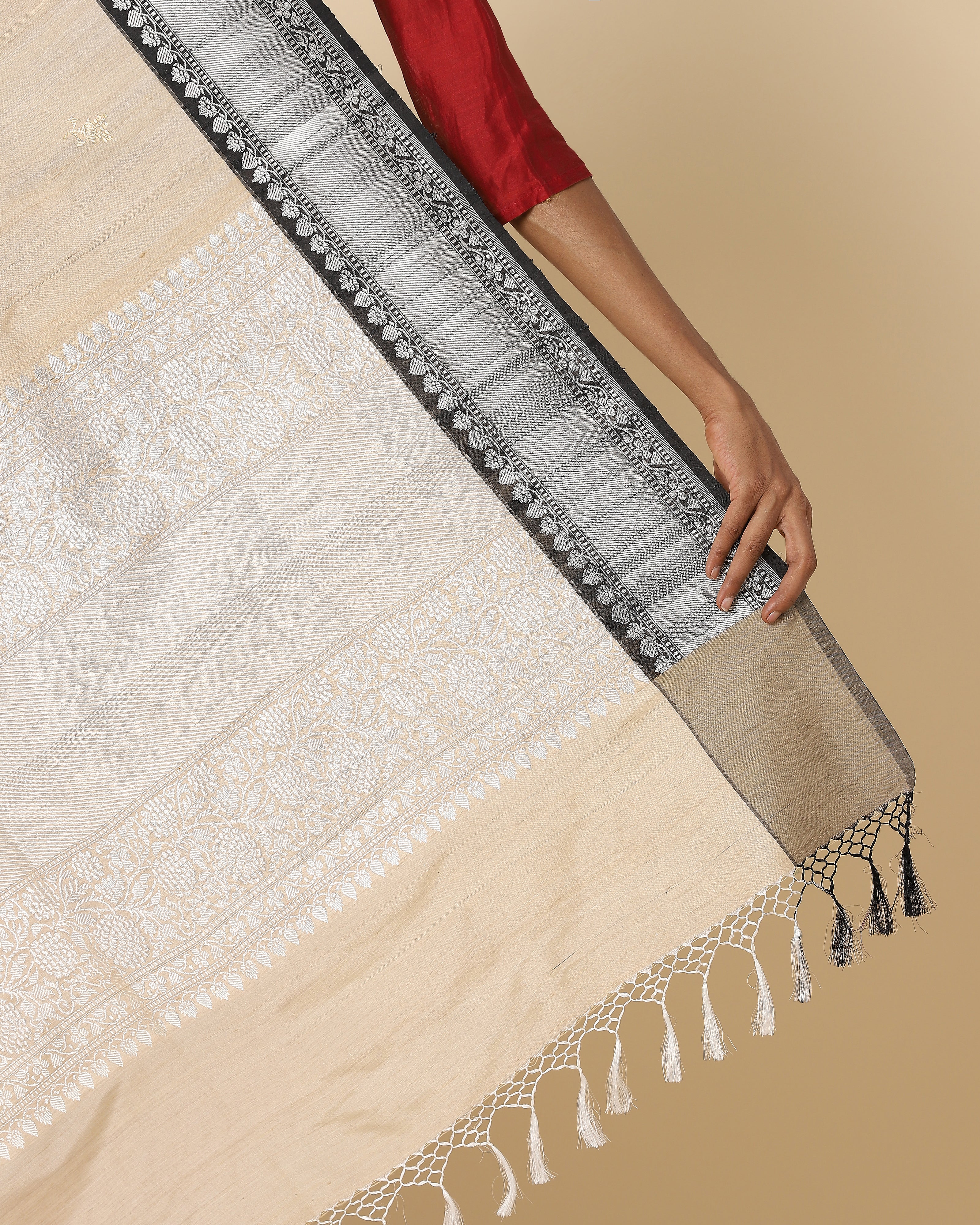 Sarva Banarasi Kadwa Silk Saree
