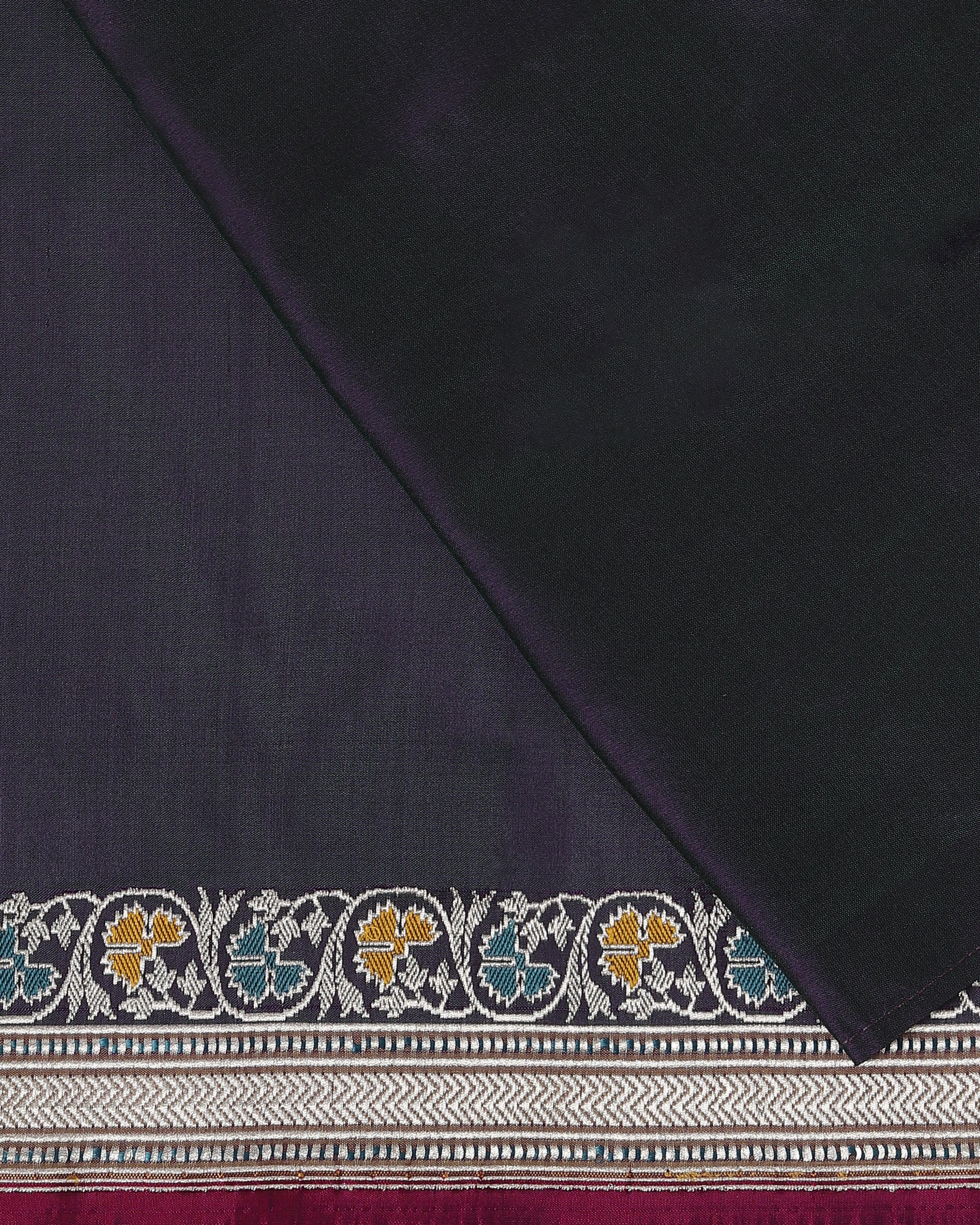Nandi Banarasi Kadwa Silk Saree