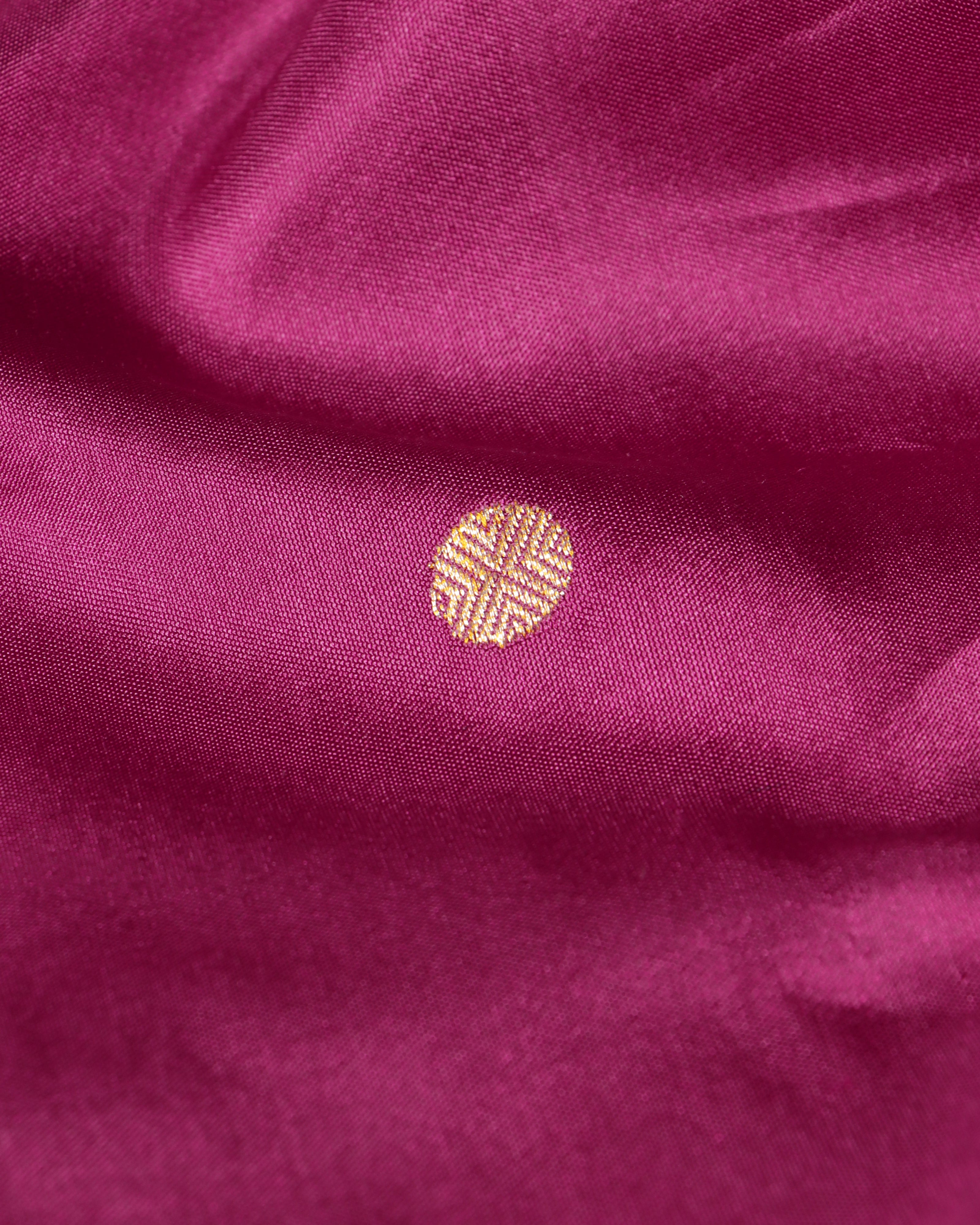 Mahika Banarasi Kadwa Silk Saree