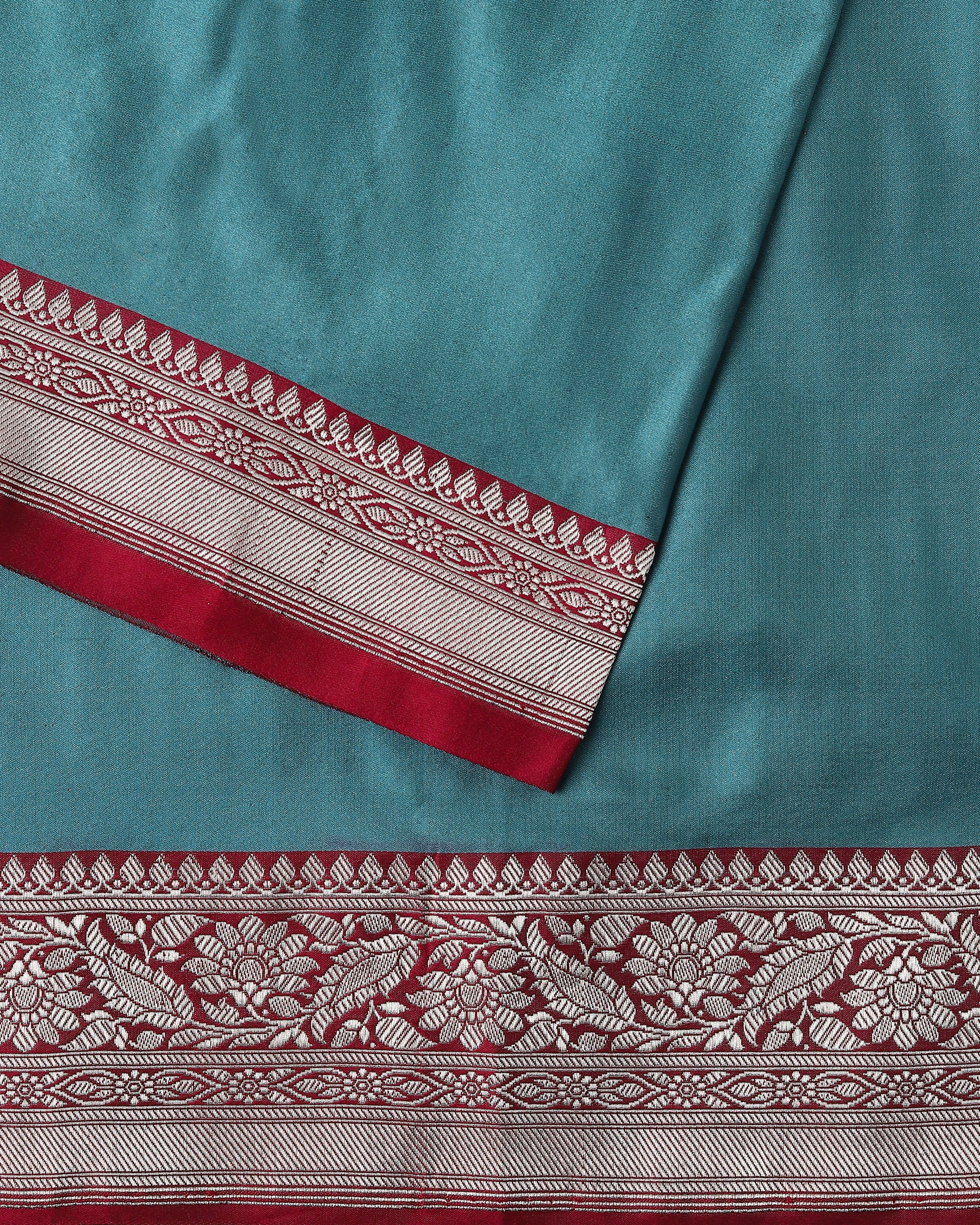 Rupali Banarasi Tanchoi and Kadwa Silk Saree