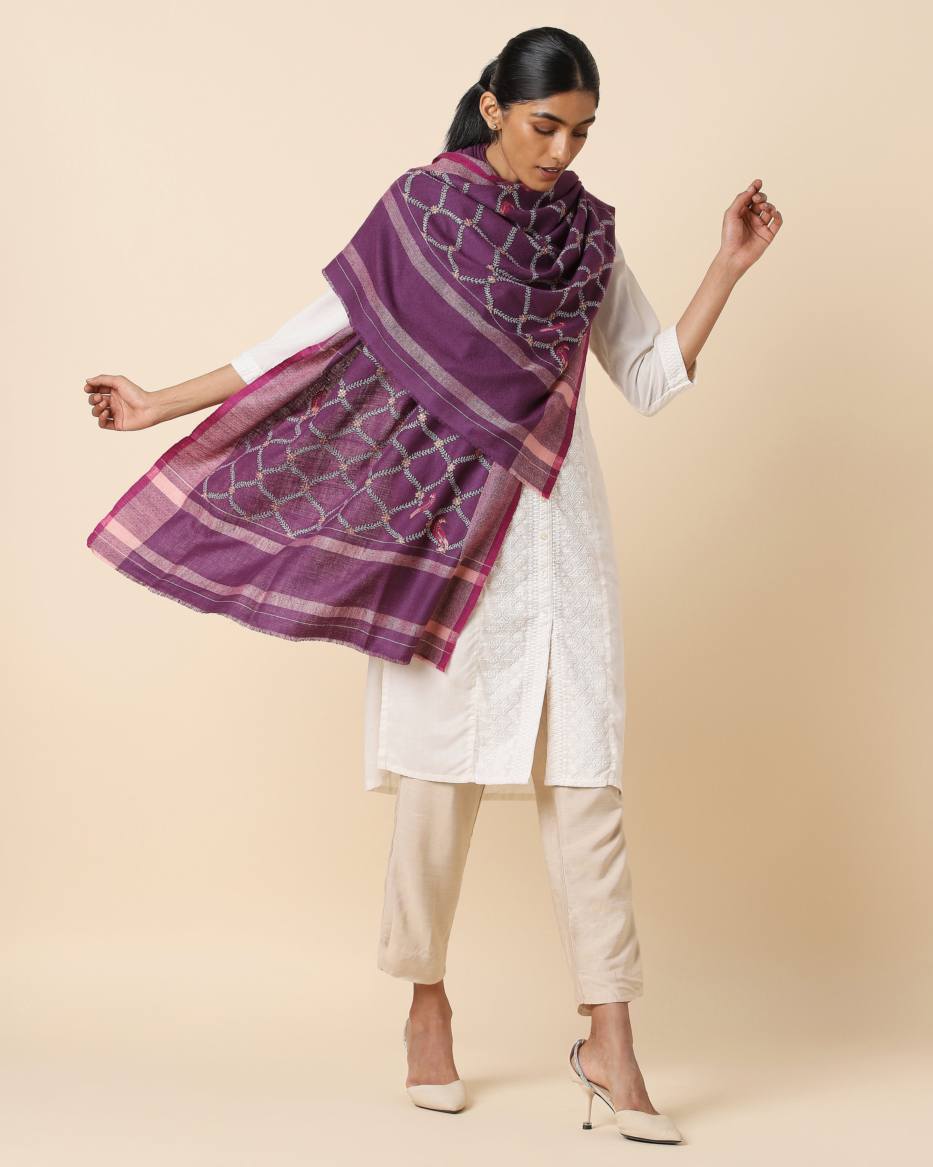 Chehek Kashmir Sozni Embroidery Pashmina Stole