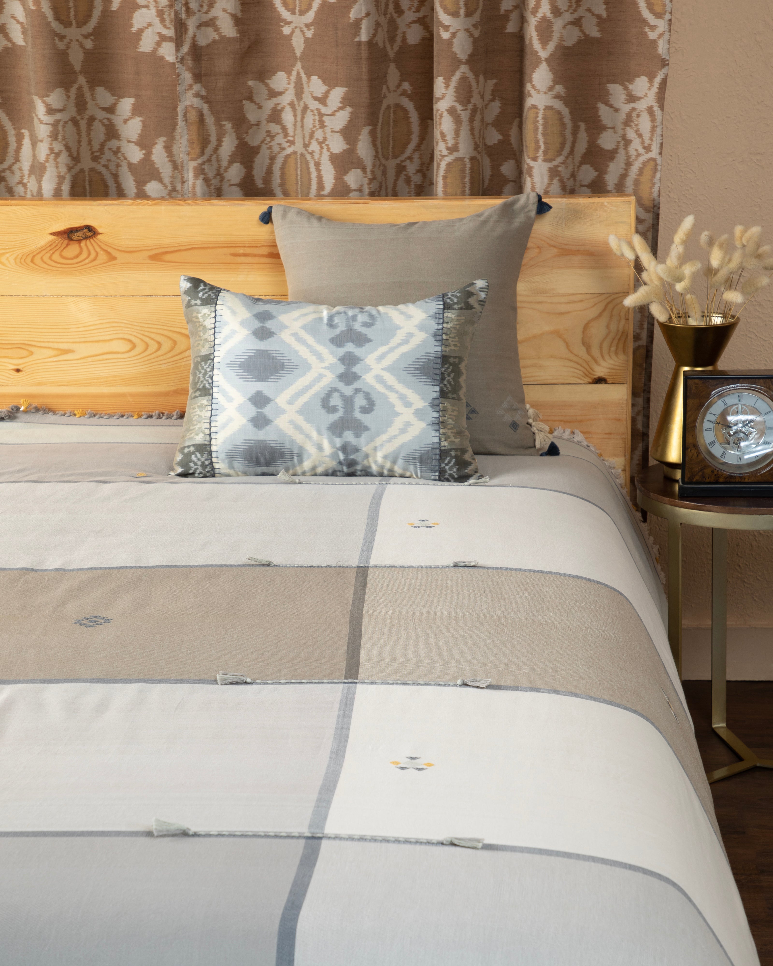 Azra Bhujodi Extra Weft Cotton Single Bed Cover