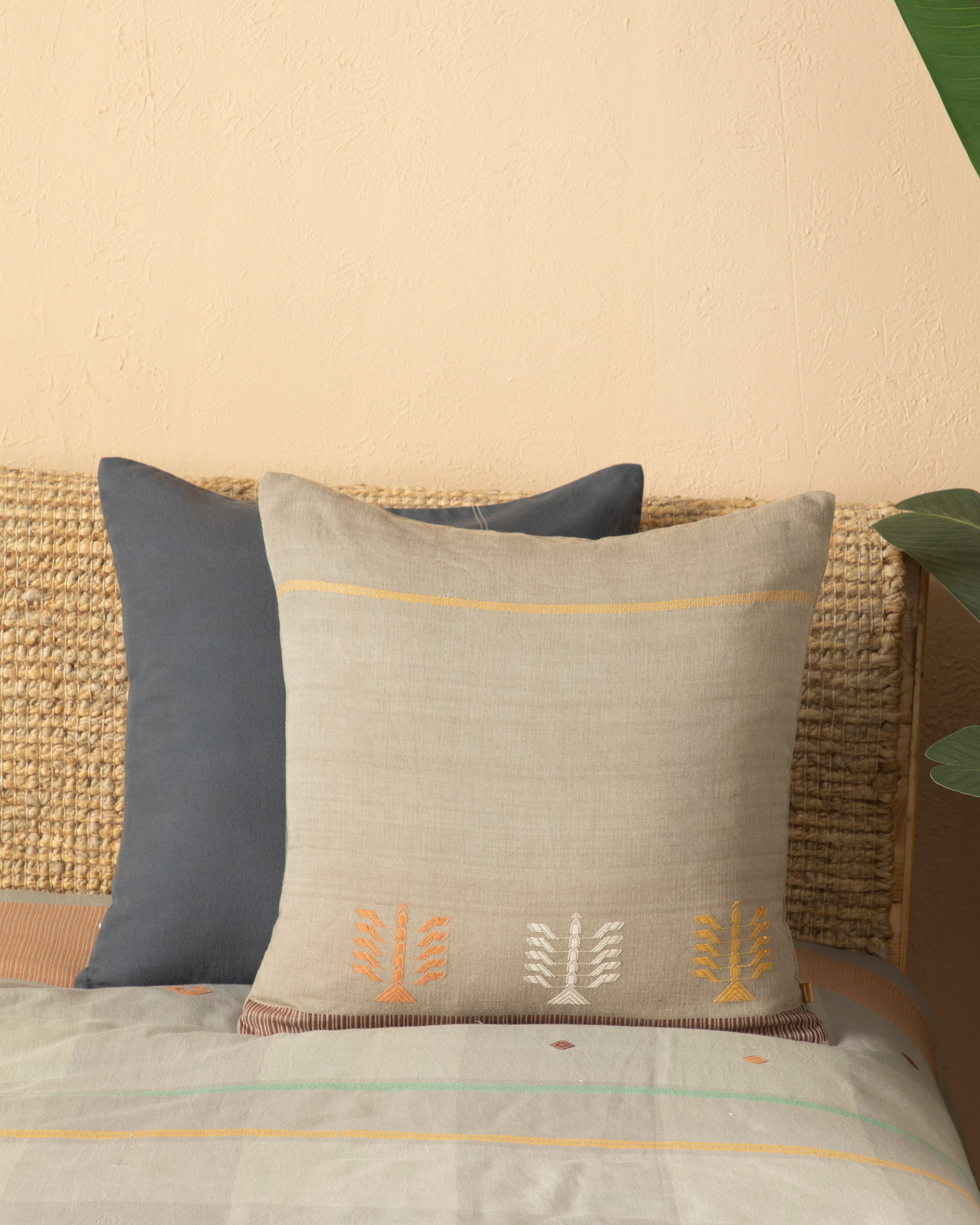 Pushpagiri Bhujodi Extra Weft Cotton Cushion Cover