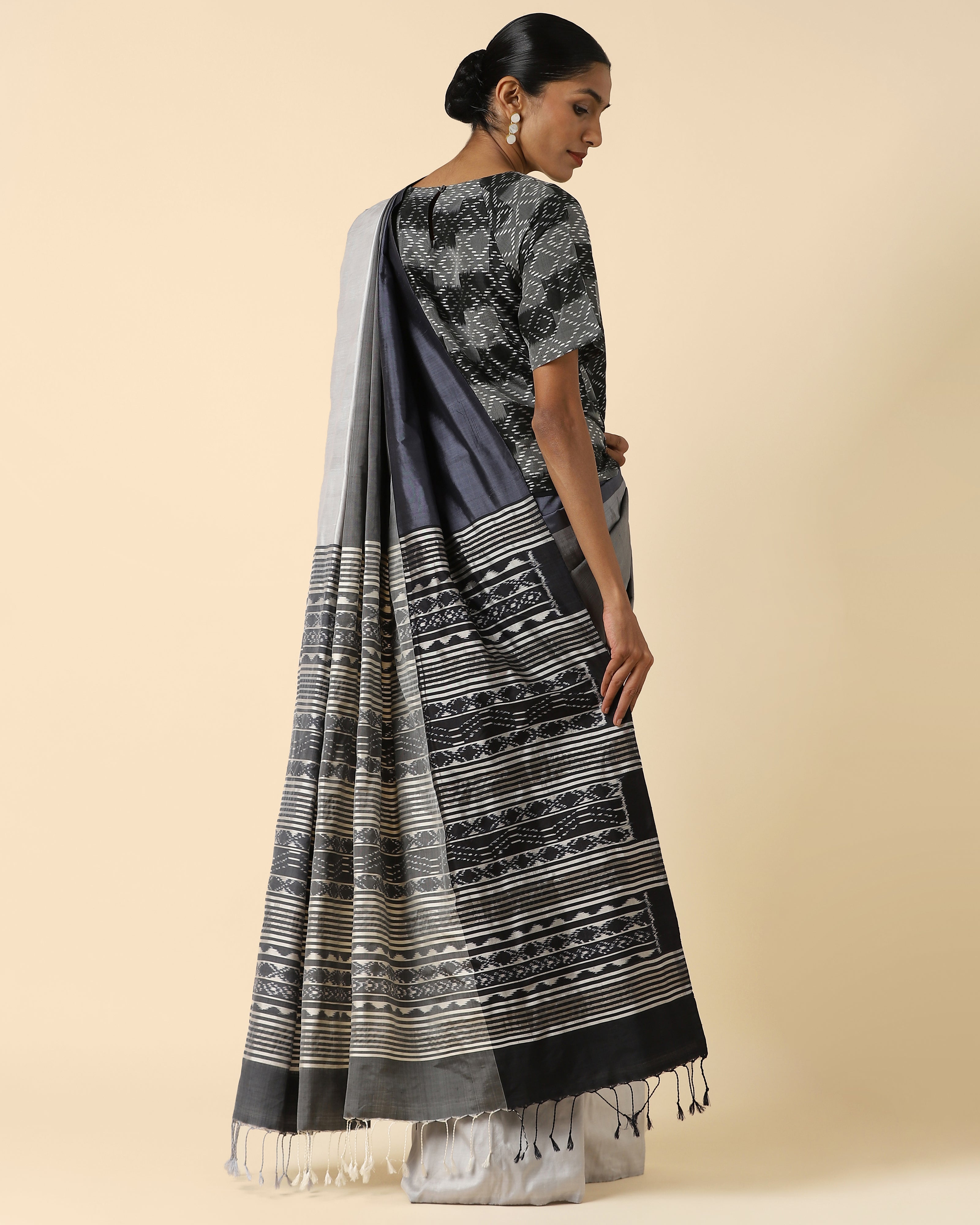 Tabai Pochampally Weft Ikat Silk Saree