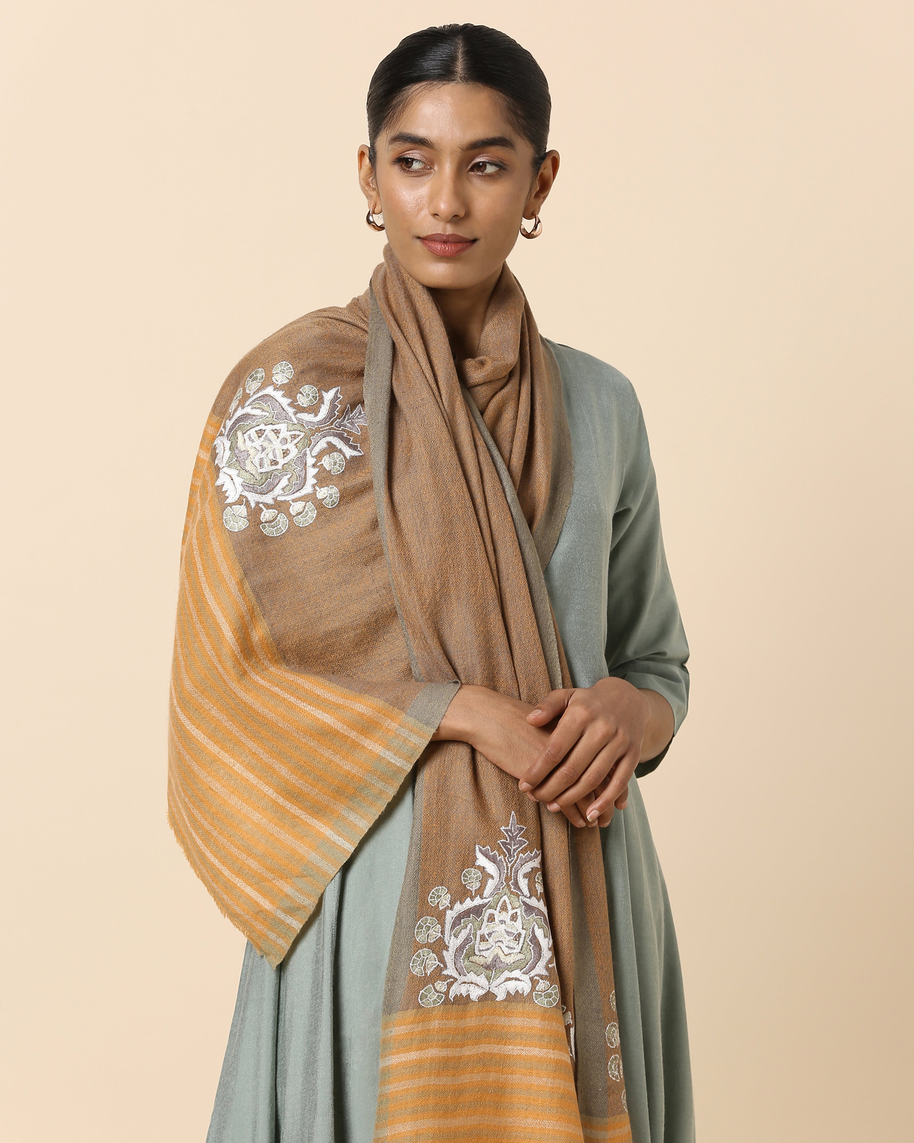 Kourtney Kashmir Sozni Embroidery Pashmina Stole