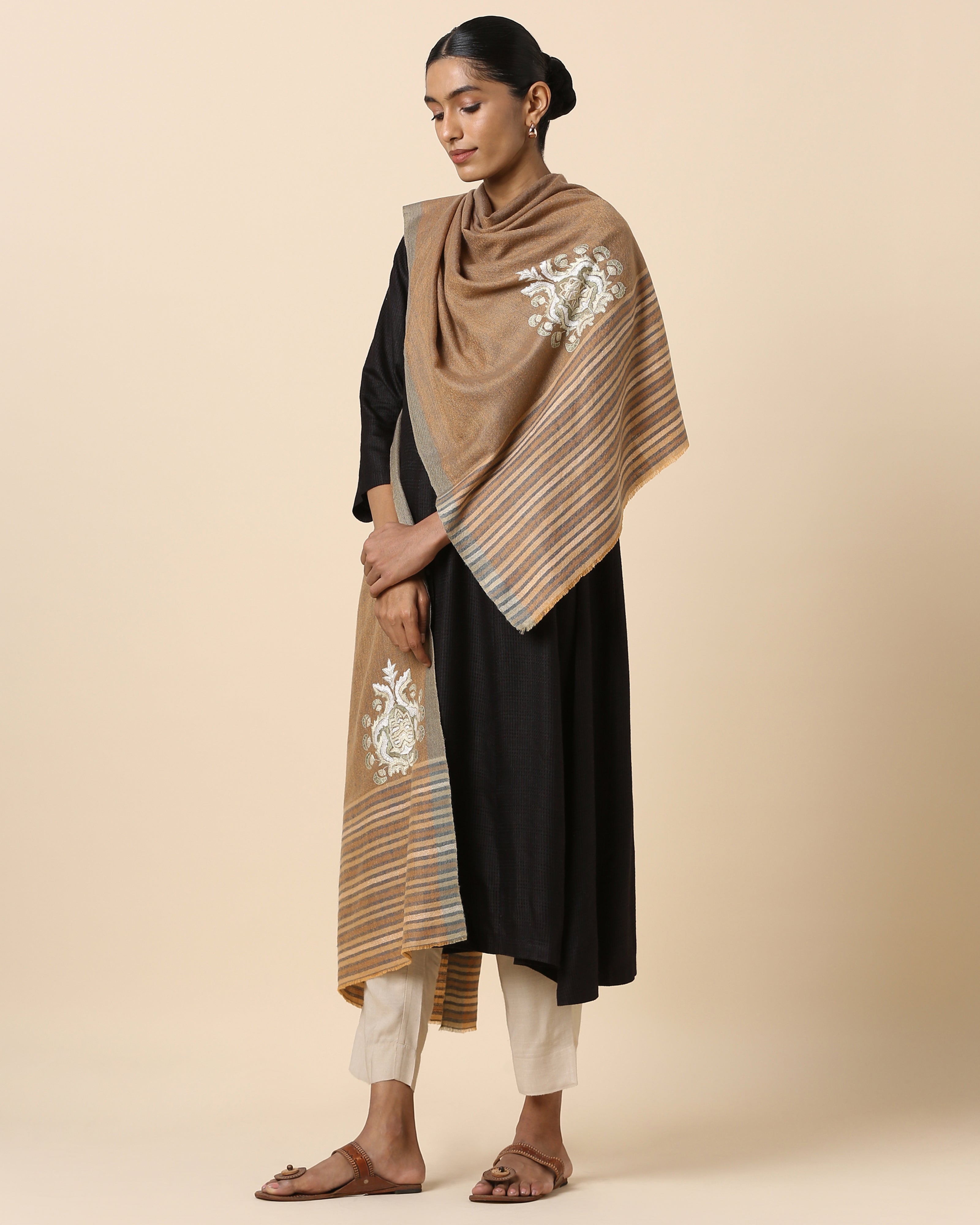 Kourtney Kashmir Sozni Embroidery Pashmina Stole
