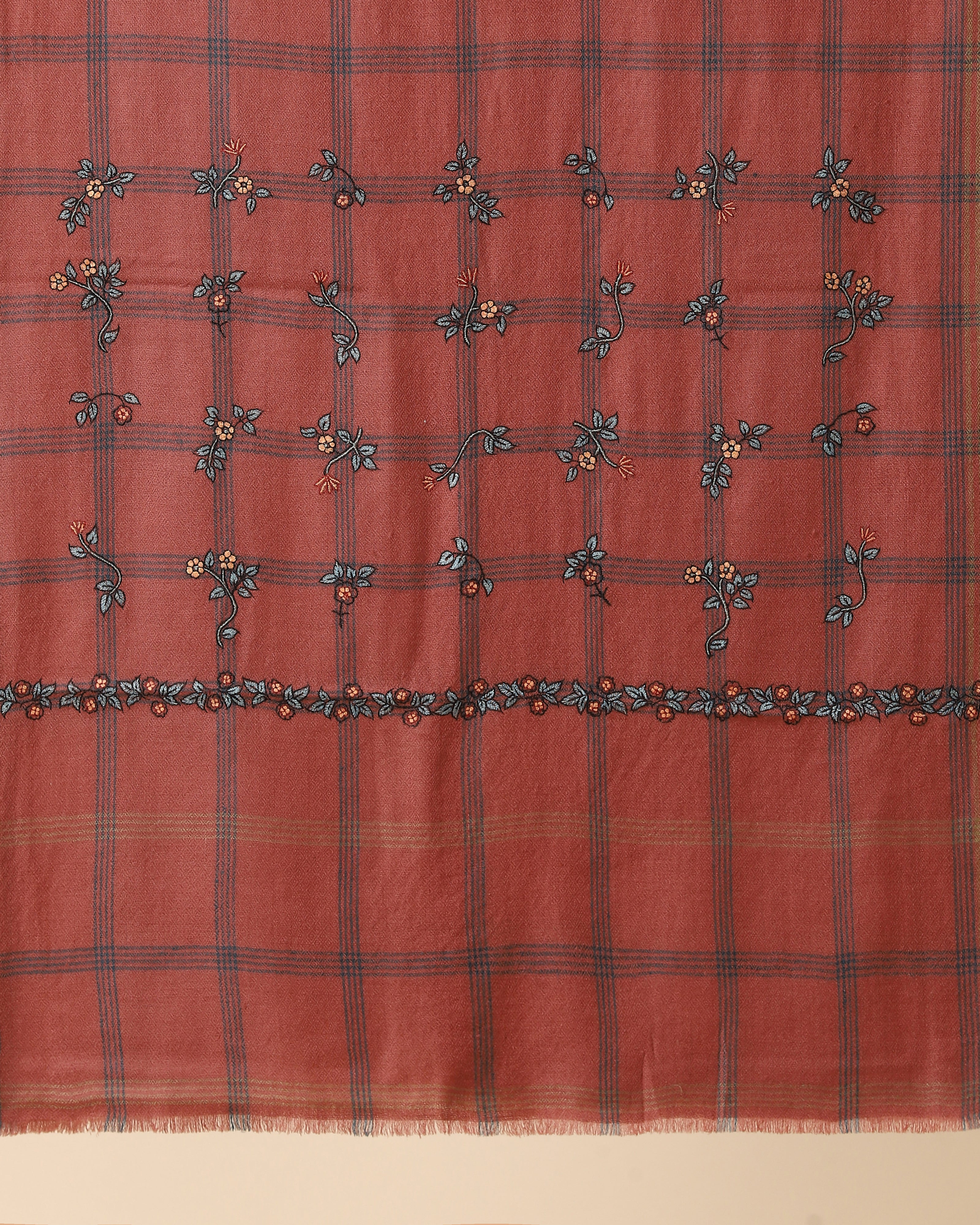 Elyana Kashmir Sozni Embroidery Pashmina Stole