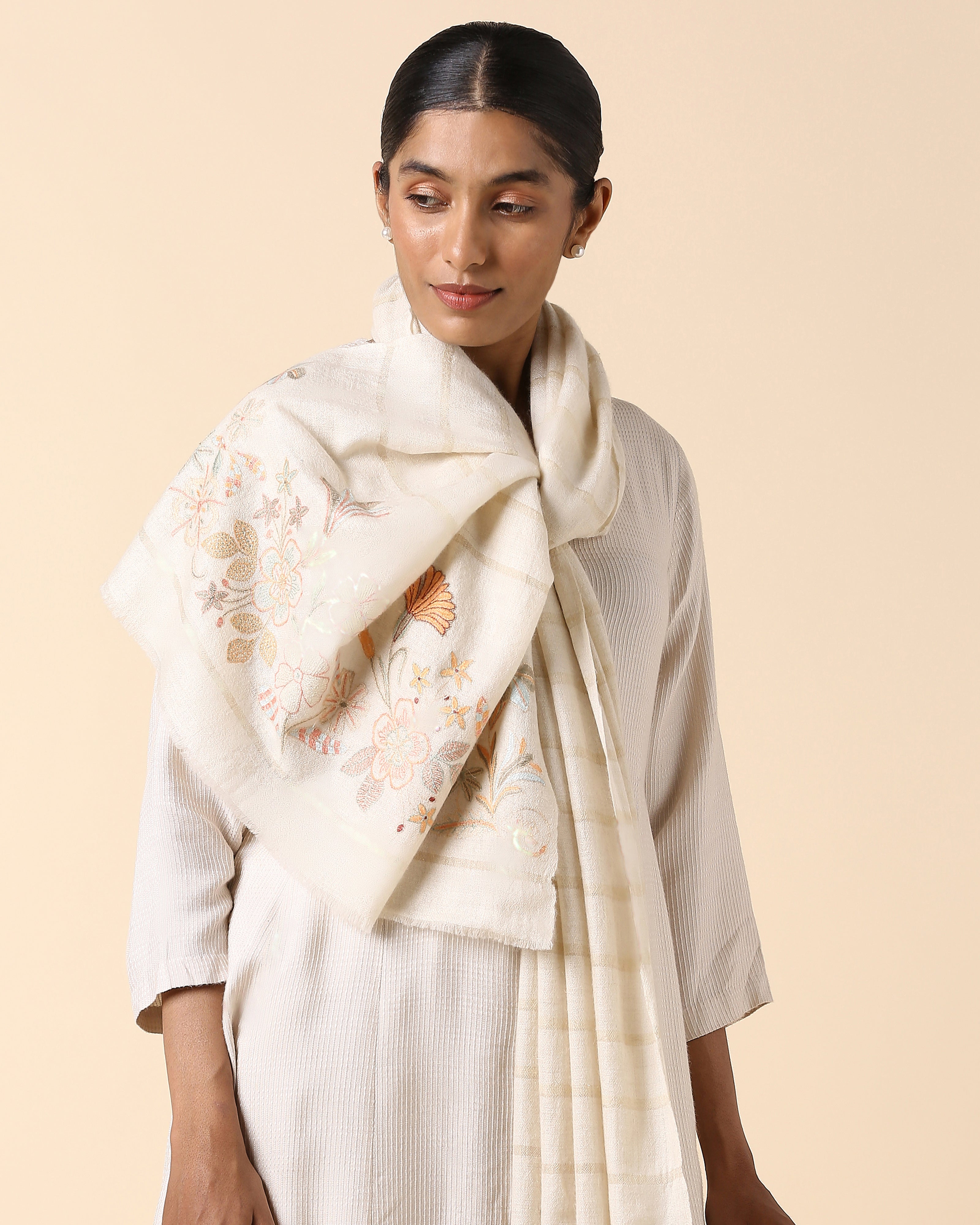 Kaylee Kashmir Sozni Embroidery Pashmina Stole