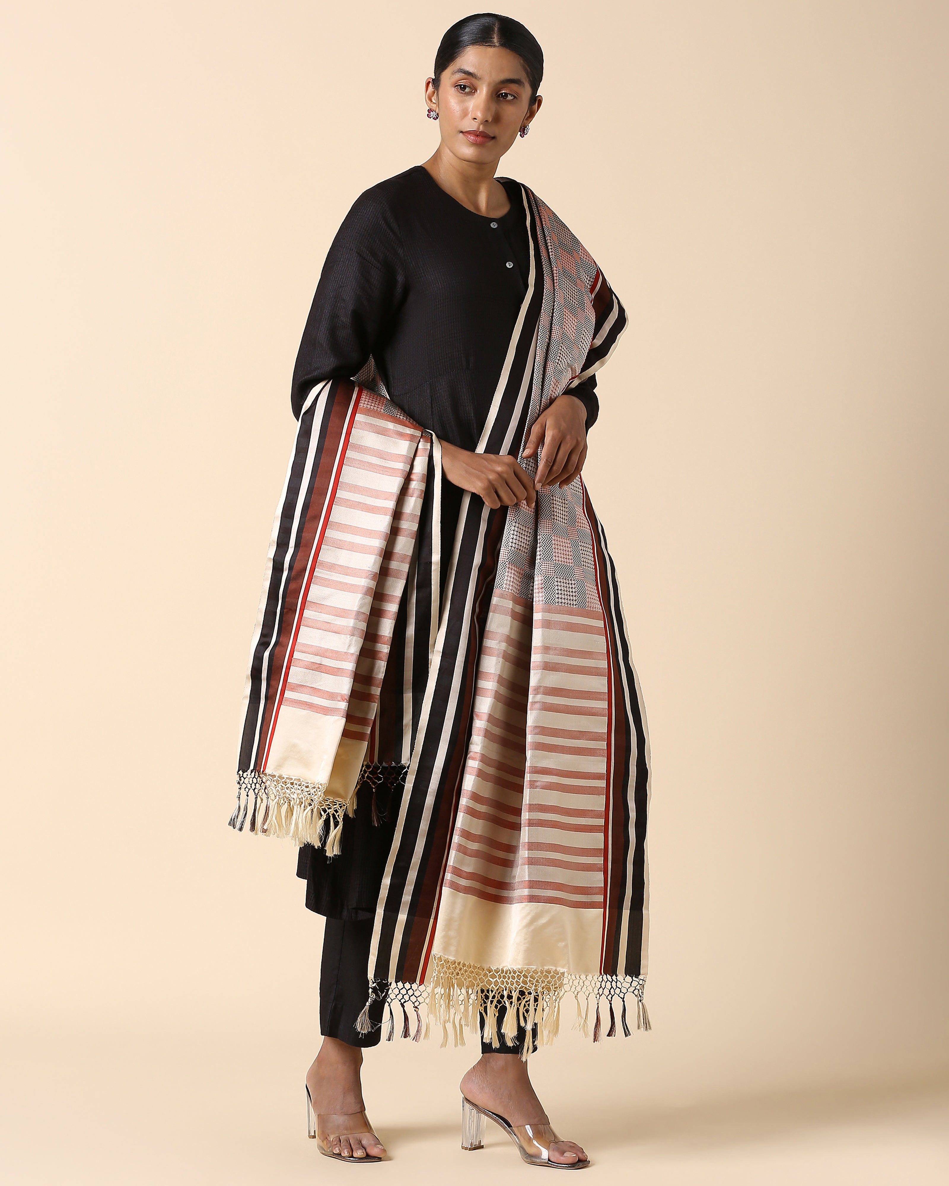 Hrutvi Banarasi Tanchoi Silk Dupatta