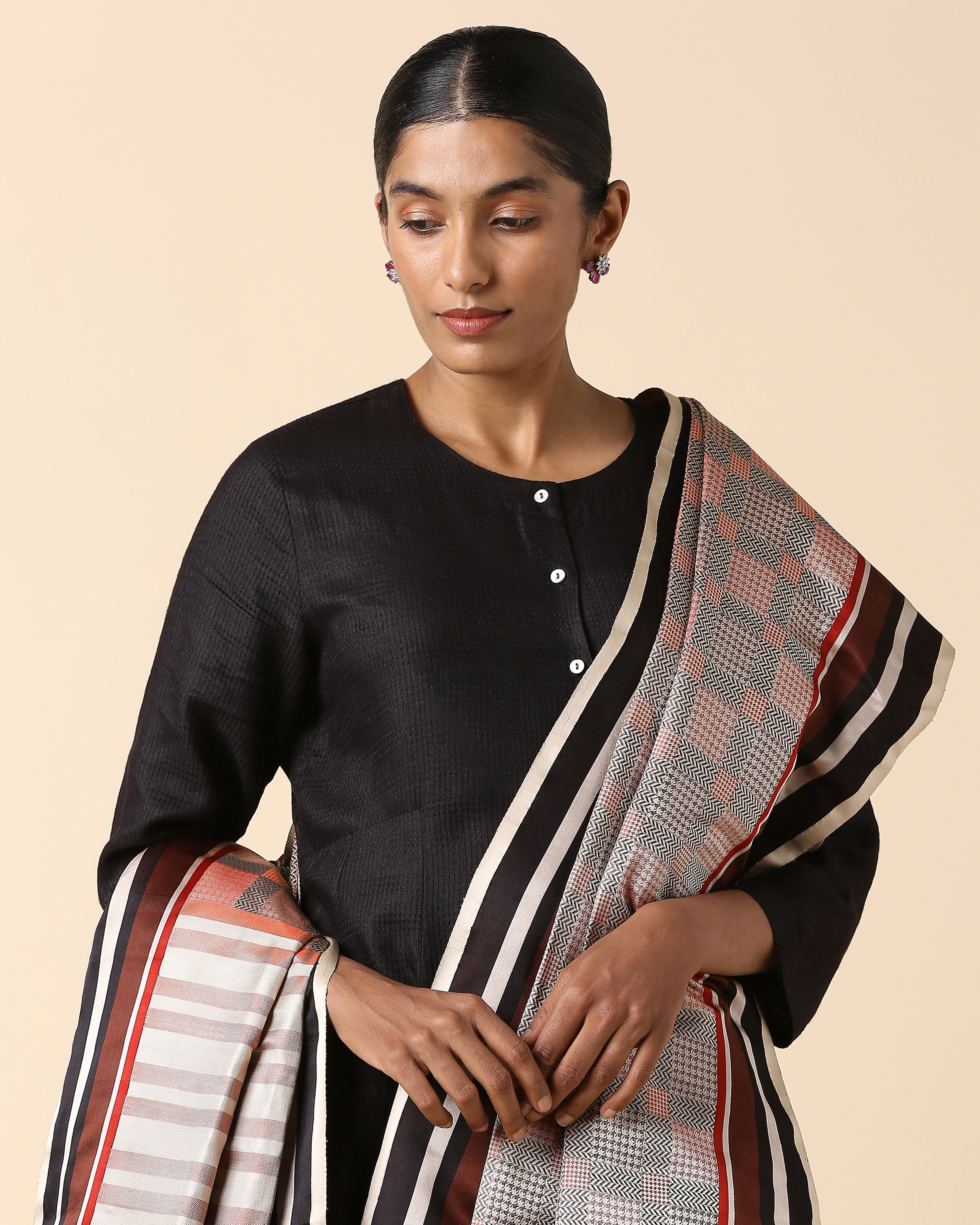 Hrutvi Banarasi Tanchoi Silk Dupatta
