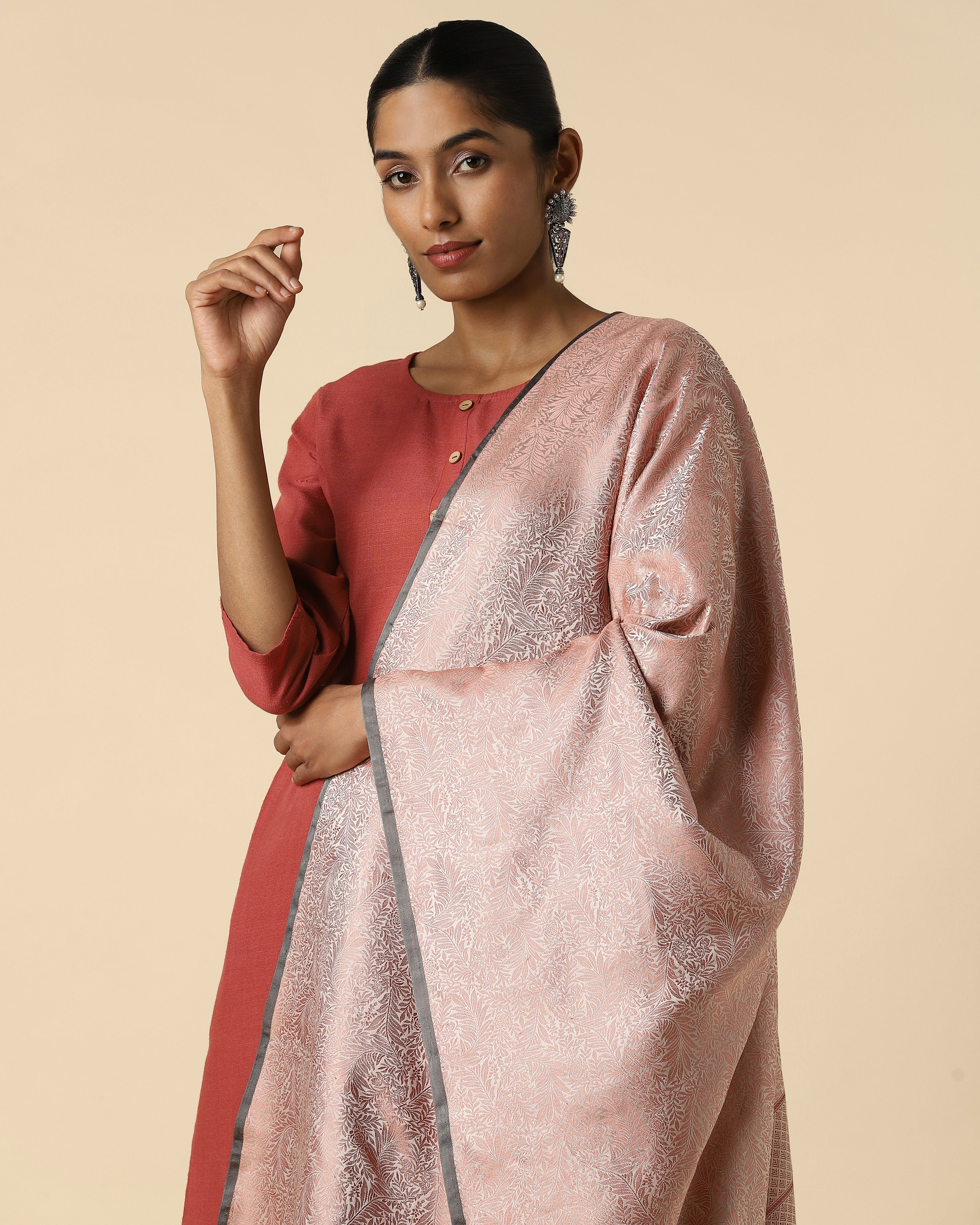Aarani Banarasi Tanchoi Silk Dupatta