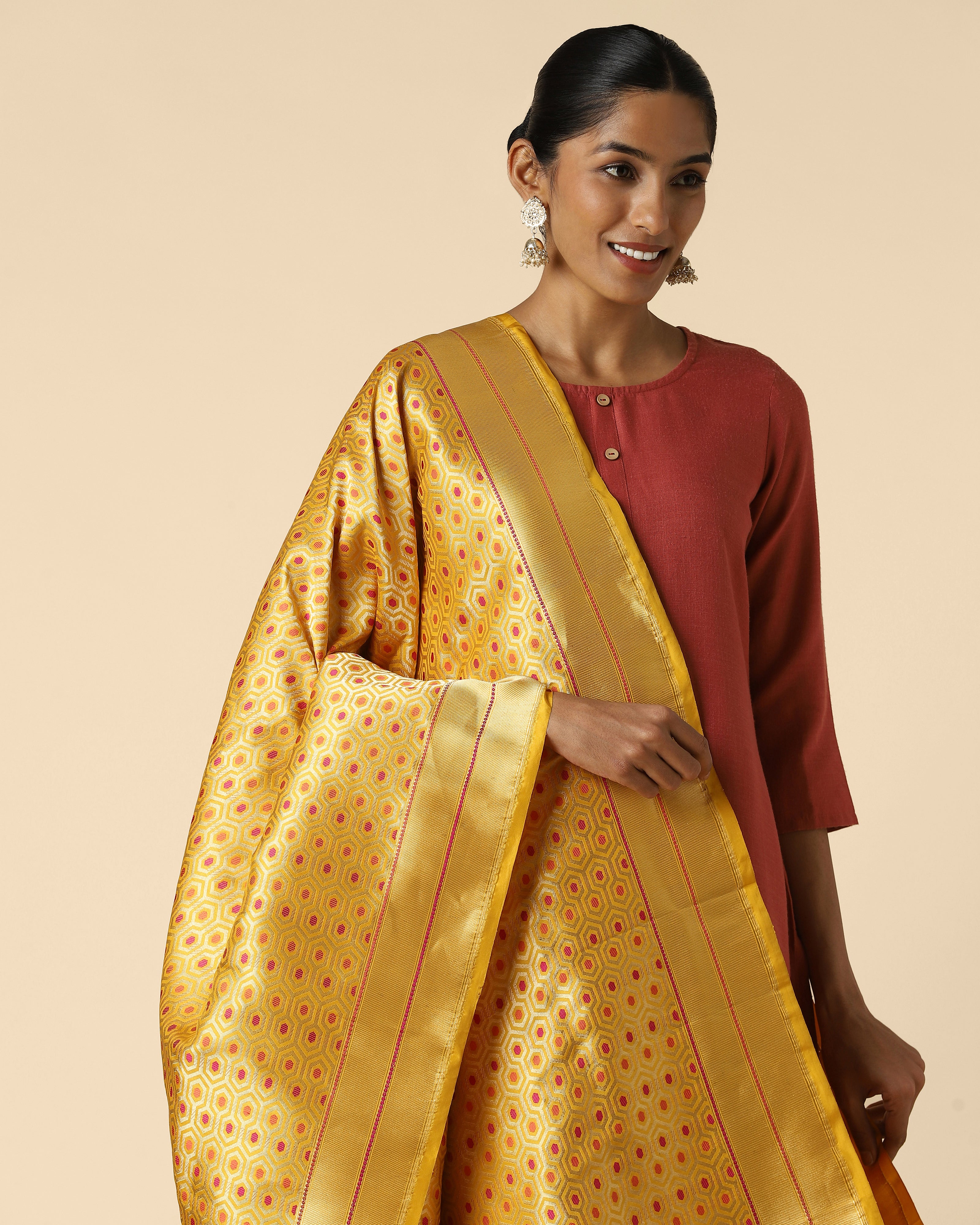 Omiya Banarasi Kadwa Silk Dupatta