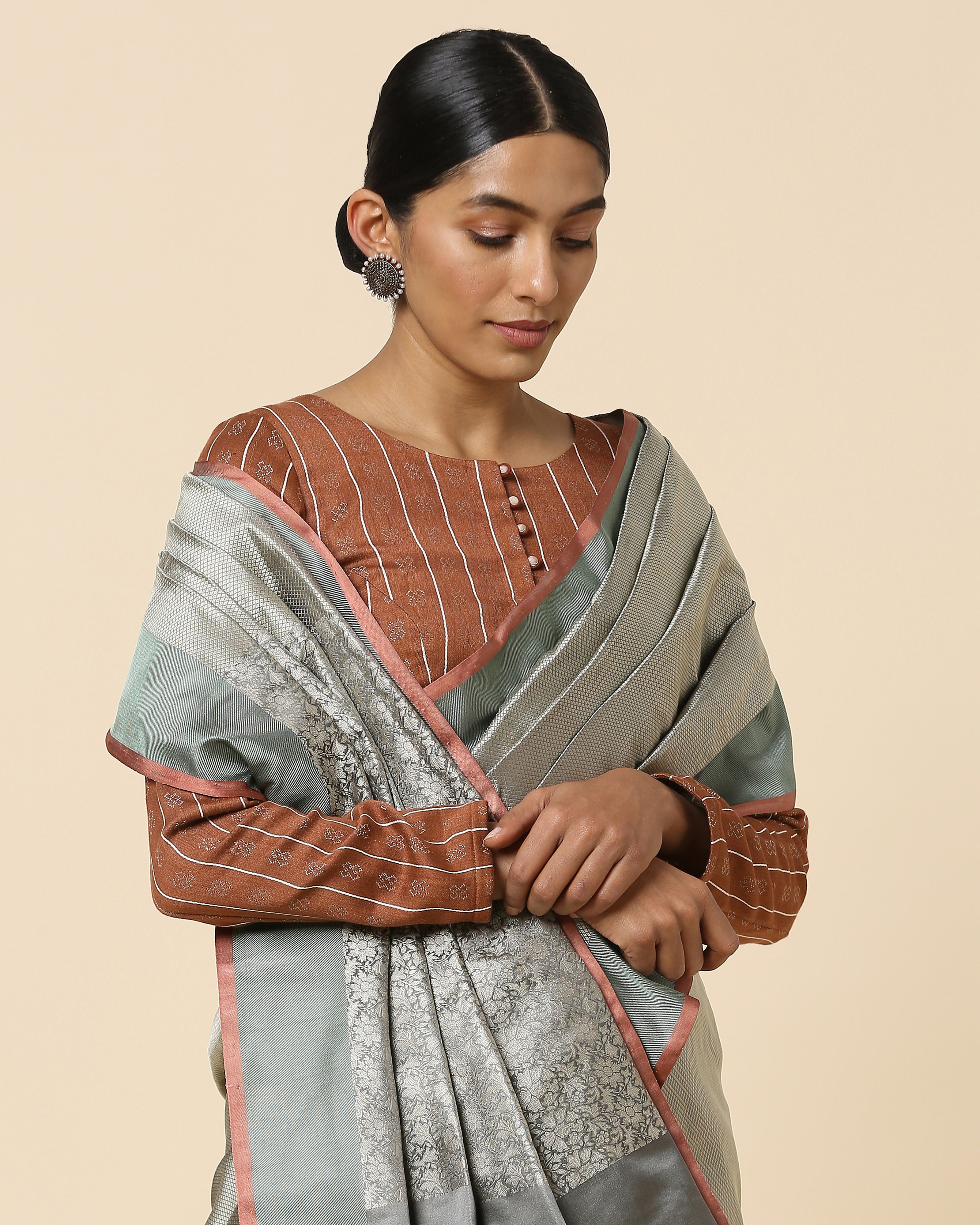 Hridya Banarasi Tanchoi Silk Saree