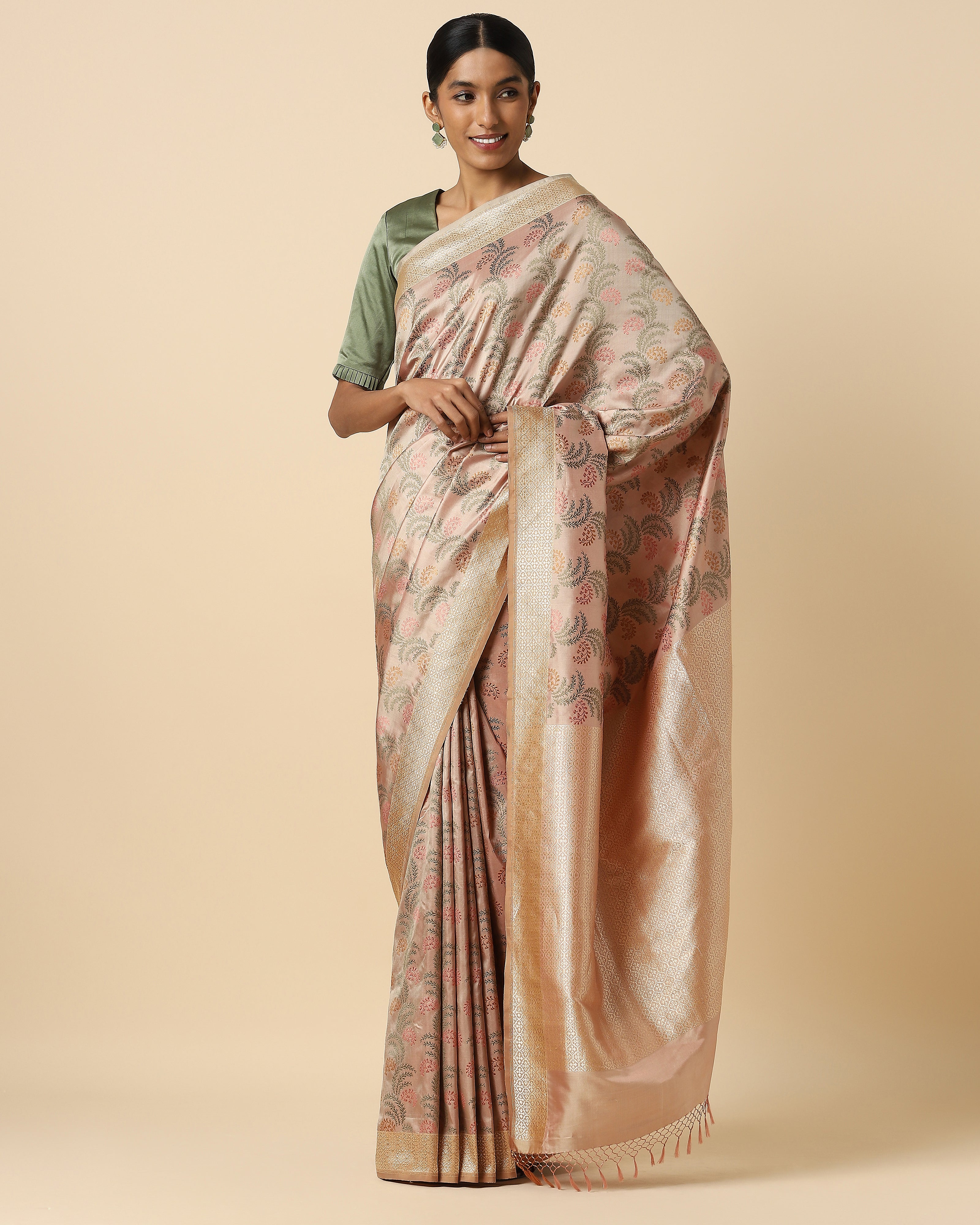 Trivia Banarasi Kadwa Silk Saree