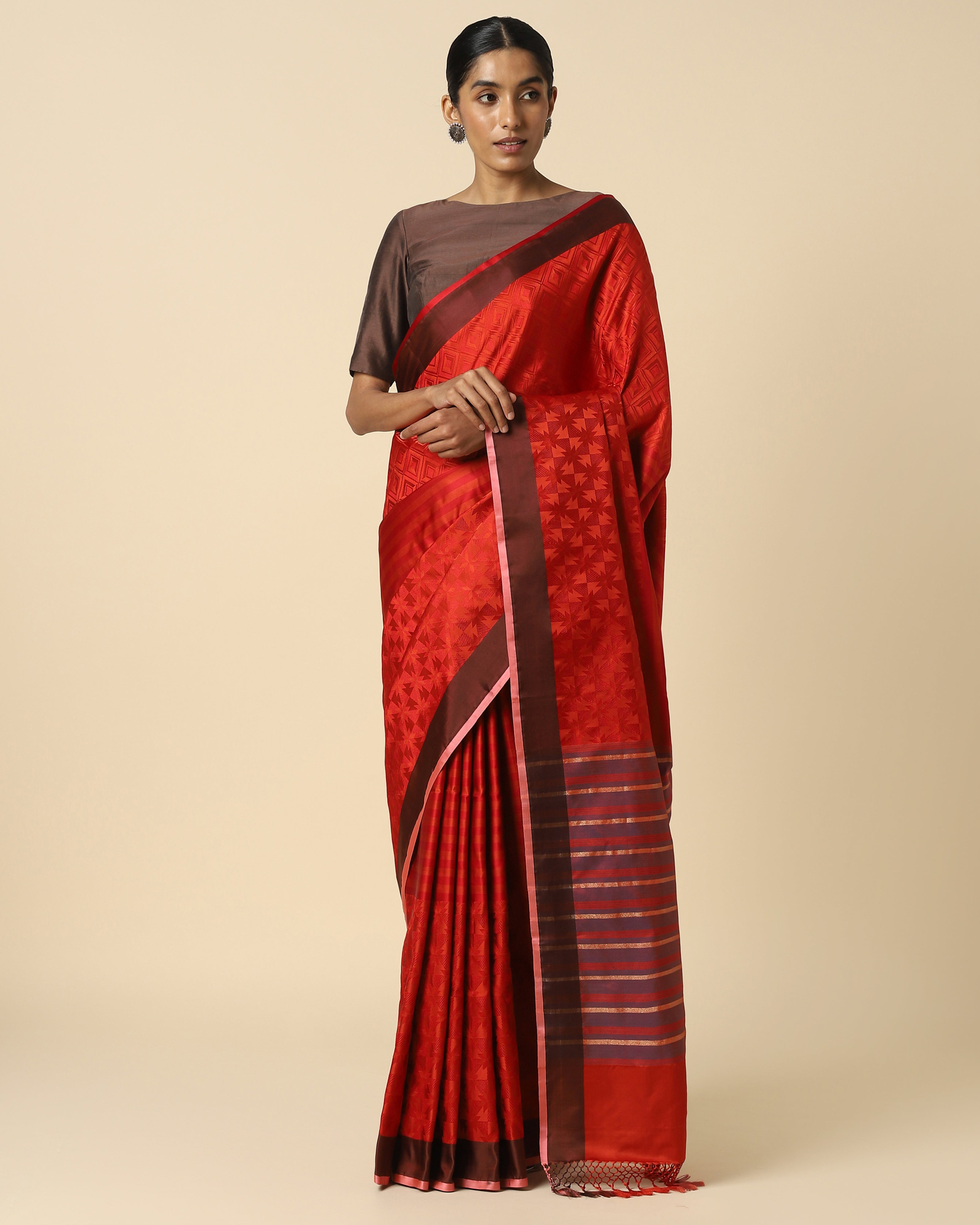 Yadvi Banarasi Tanchoi Silk Saree