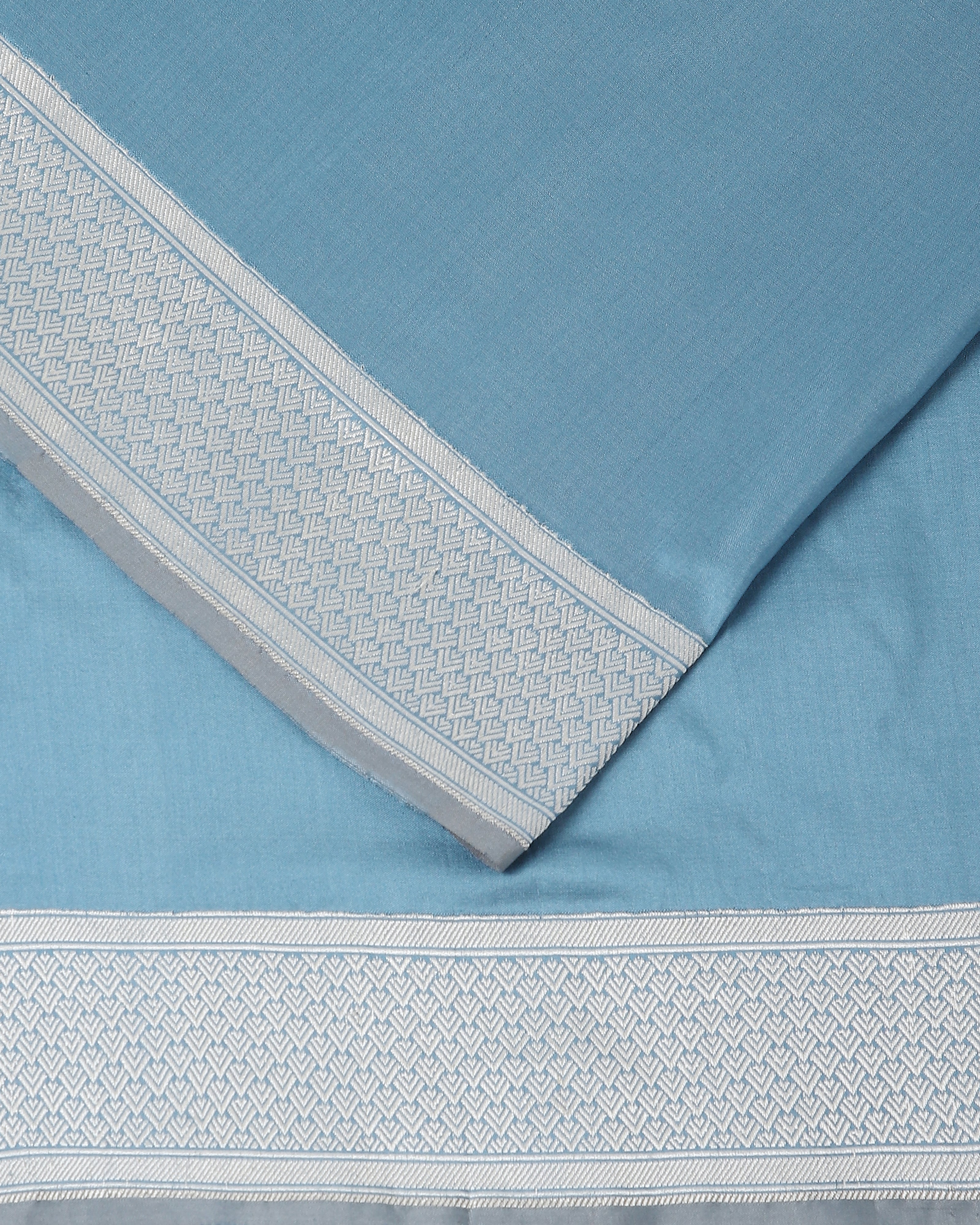 Fahari Banarasi Fekwa Silk Saree