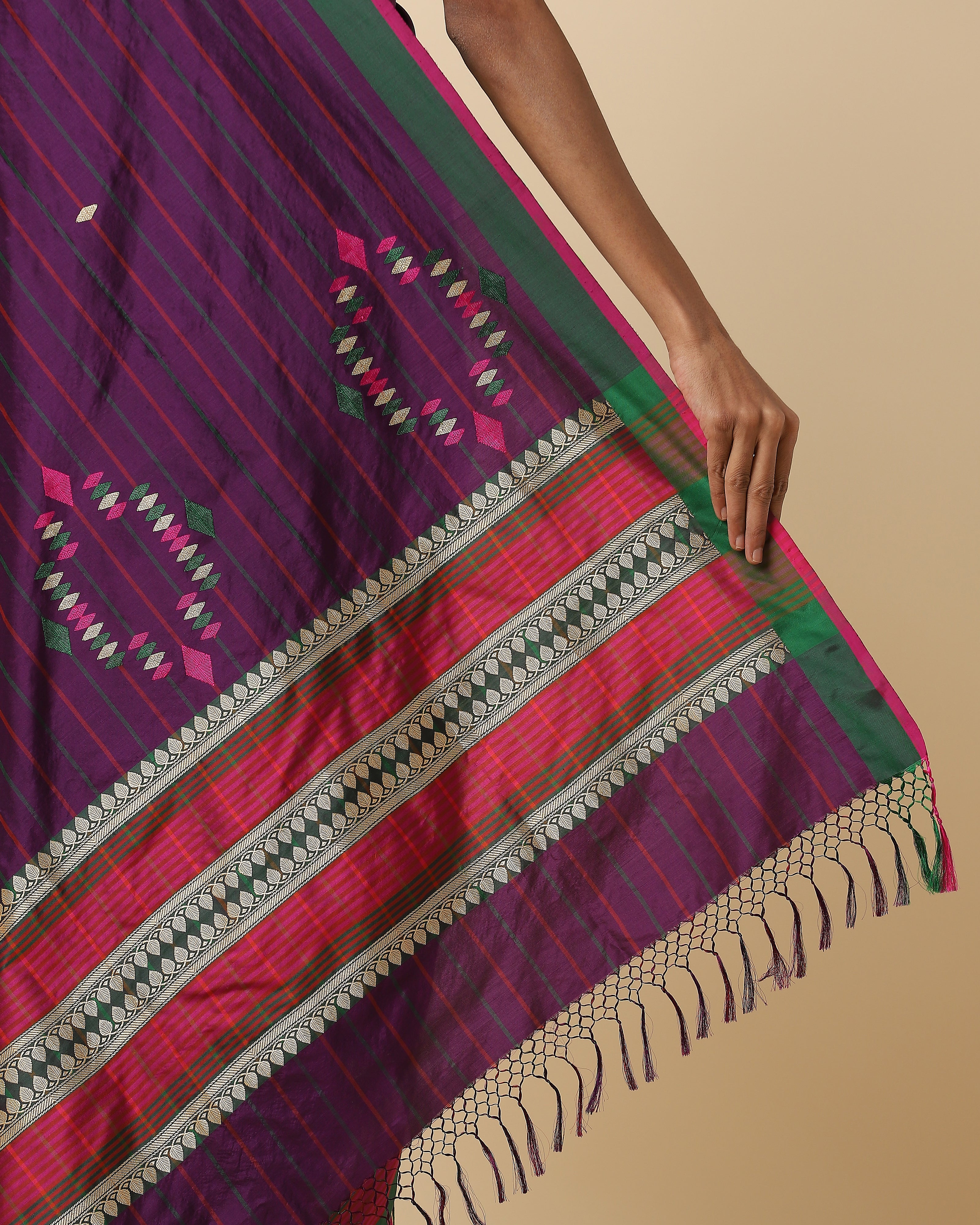 Vallabhi Banarasi Kadwa Silk Saree