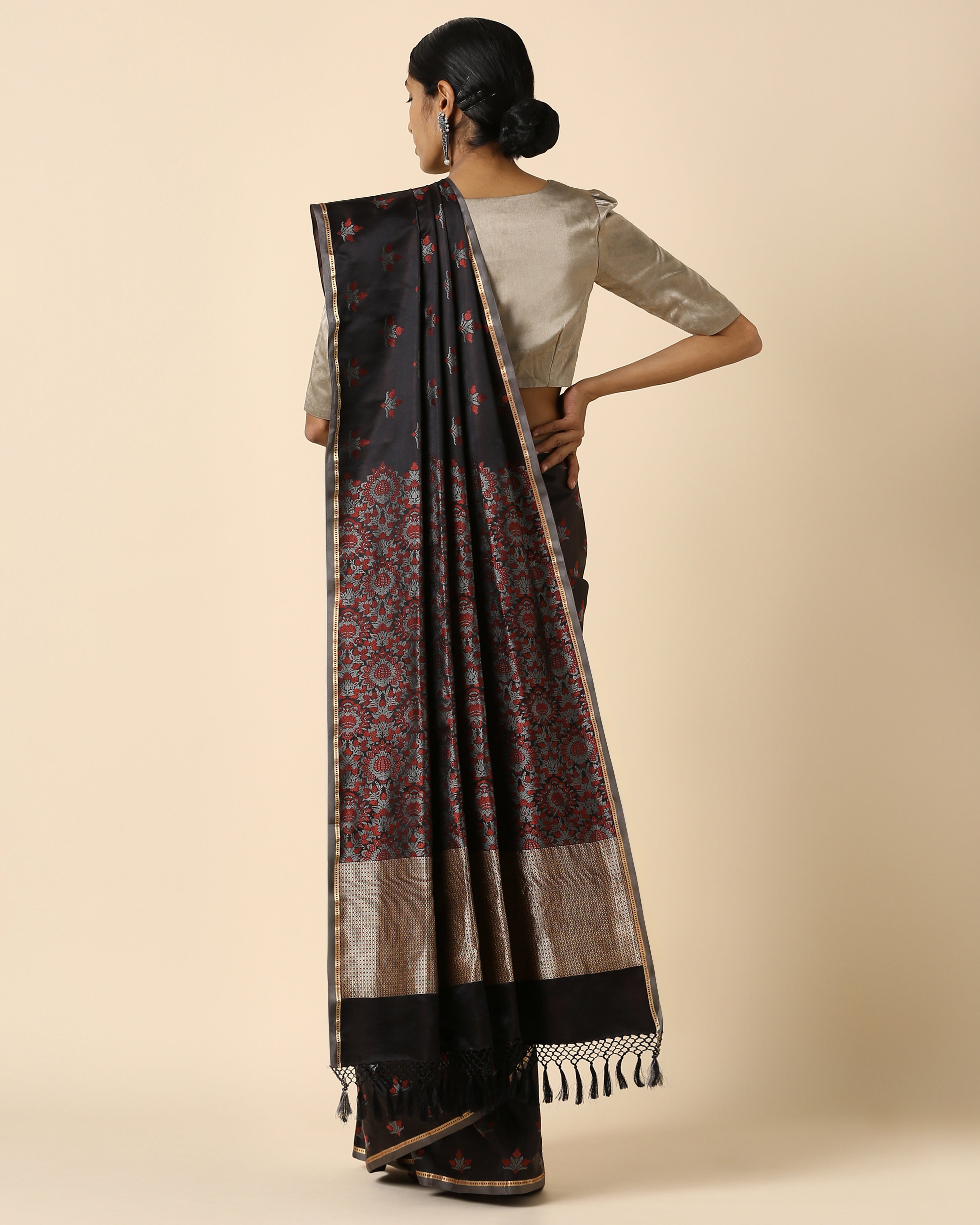 Jelina Banarasi Tanchoi Silk Saree