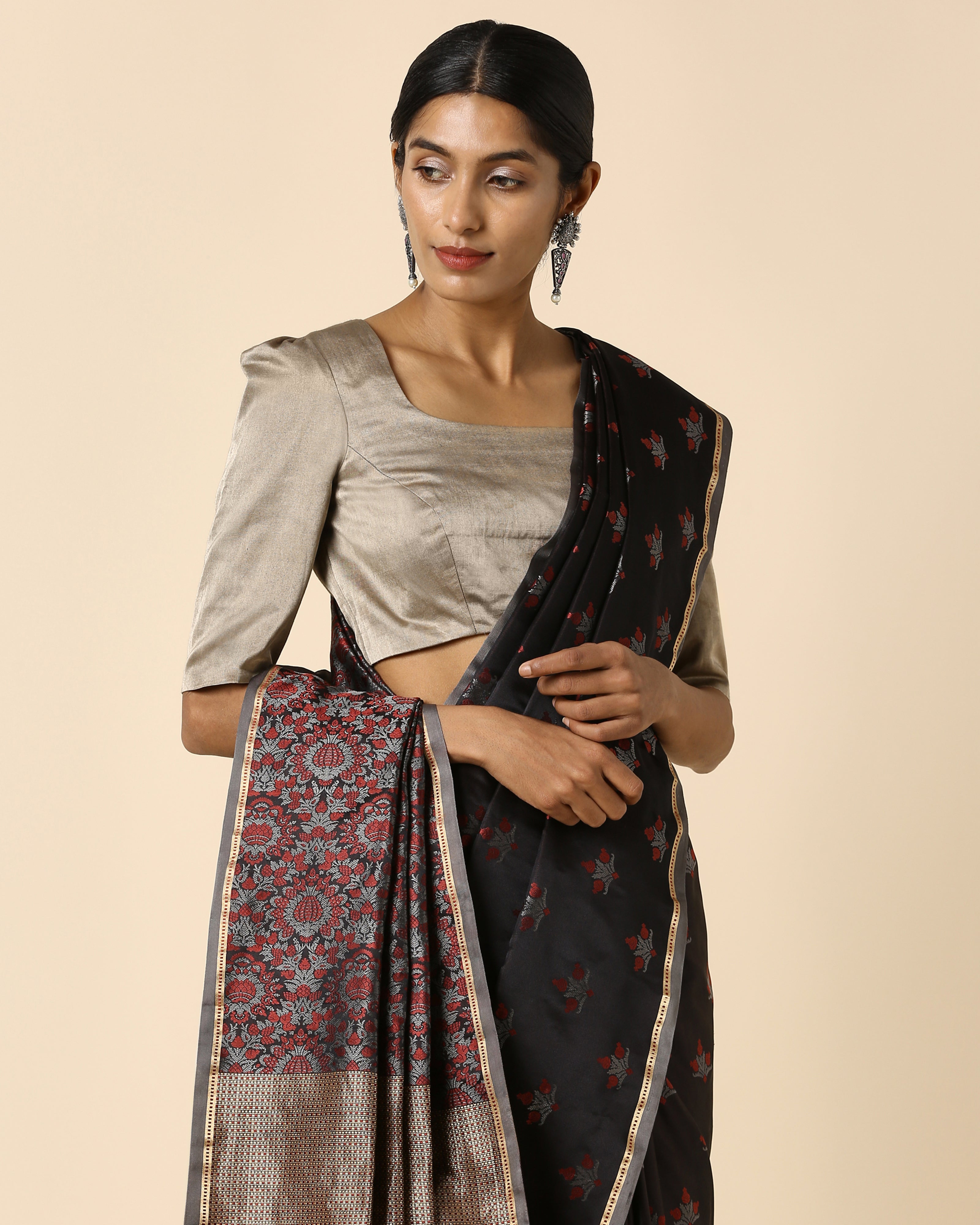 Jelina Banarasi Tanchoi Silk Saree